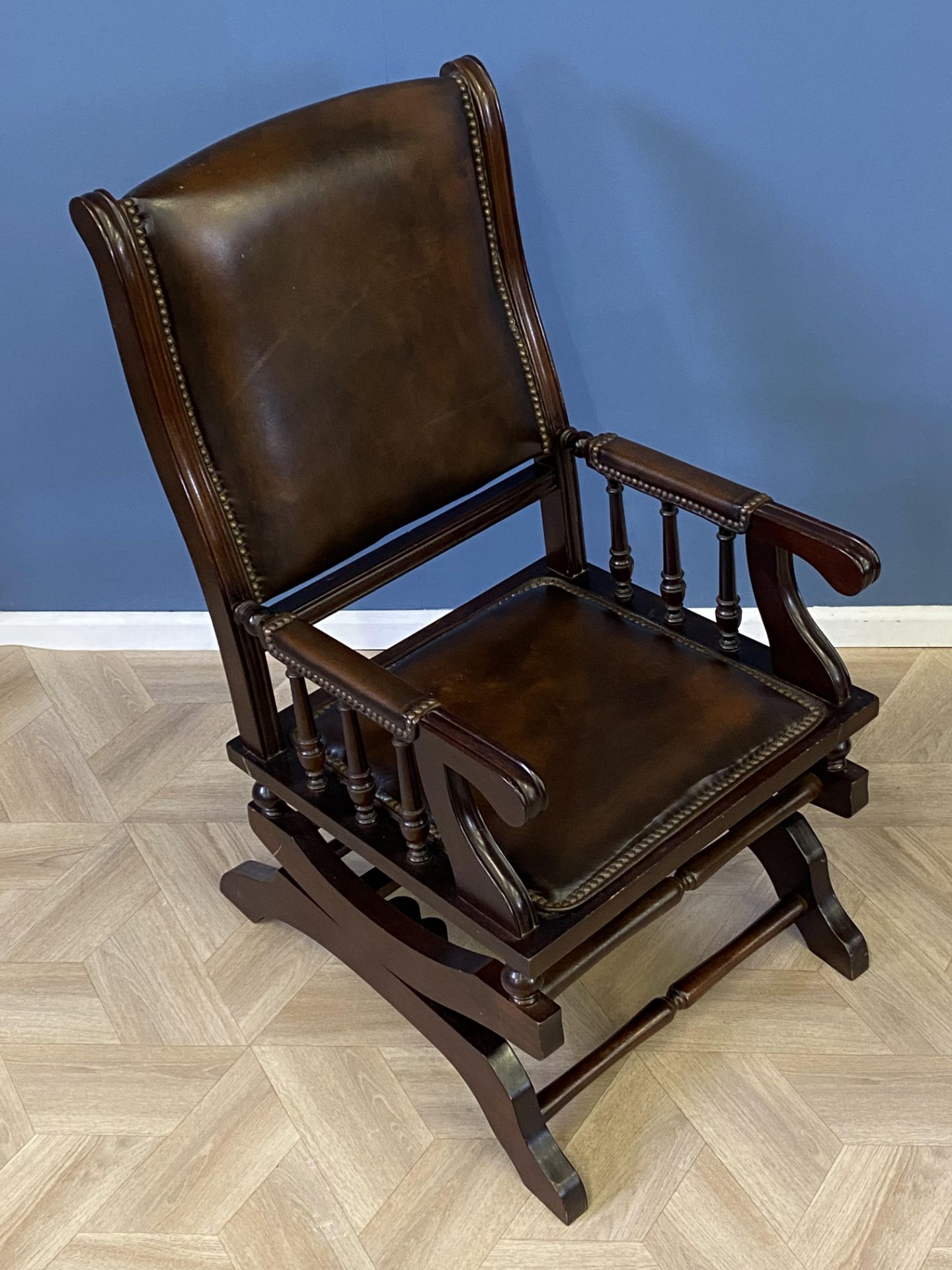 Mahogany framed leather rocking chair - Image 4 of 8