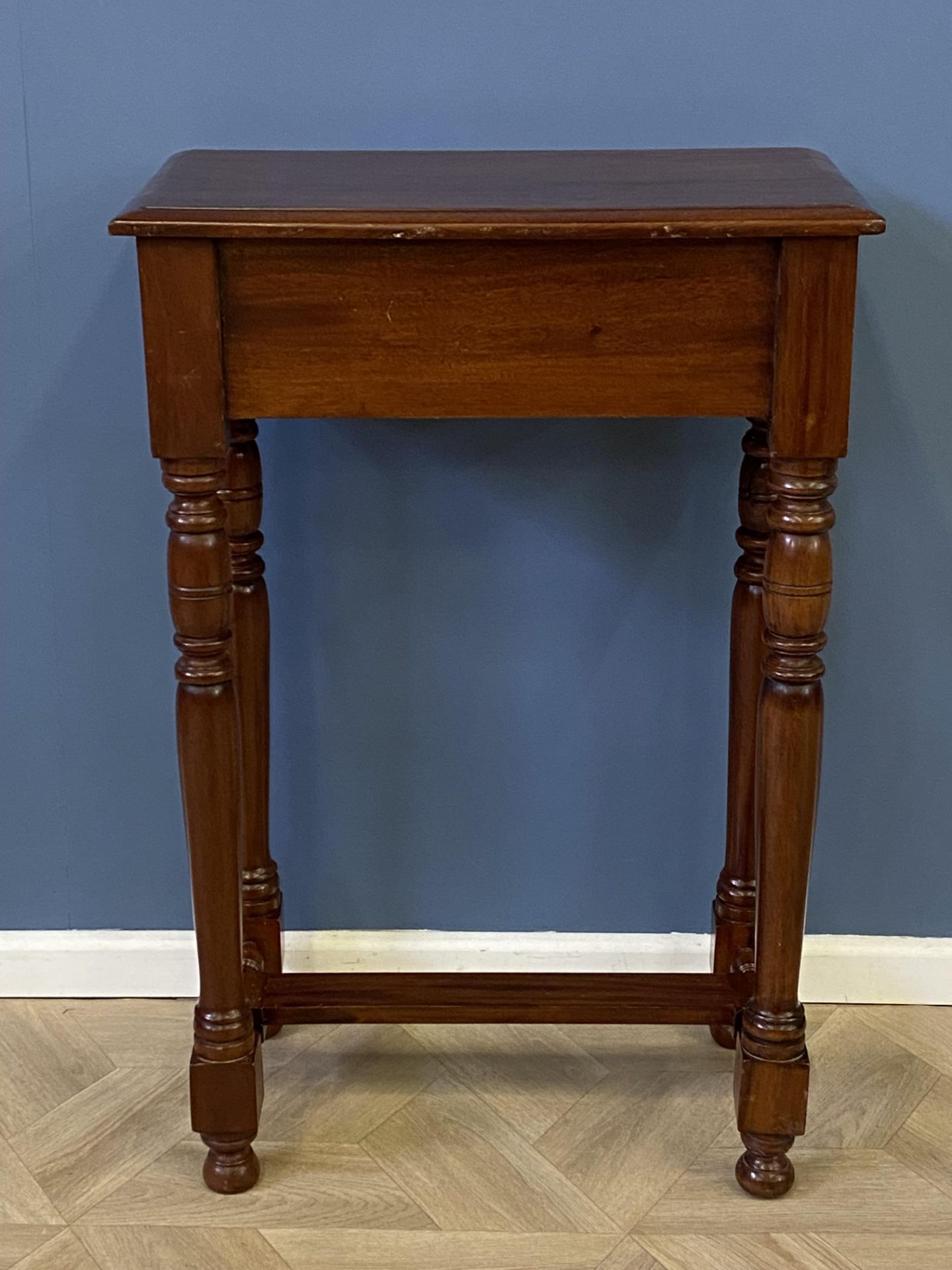 Tall mahogany side table - Image 7 of 8