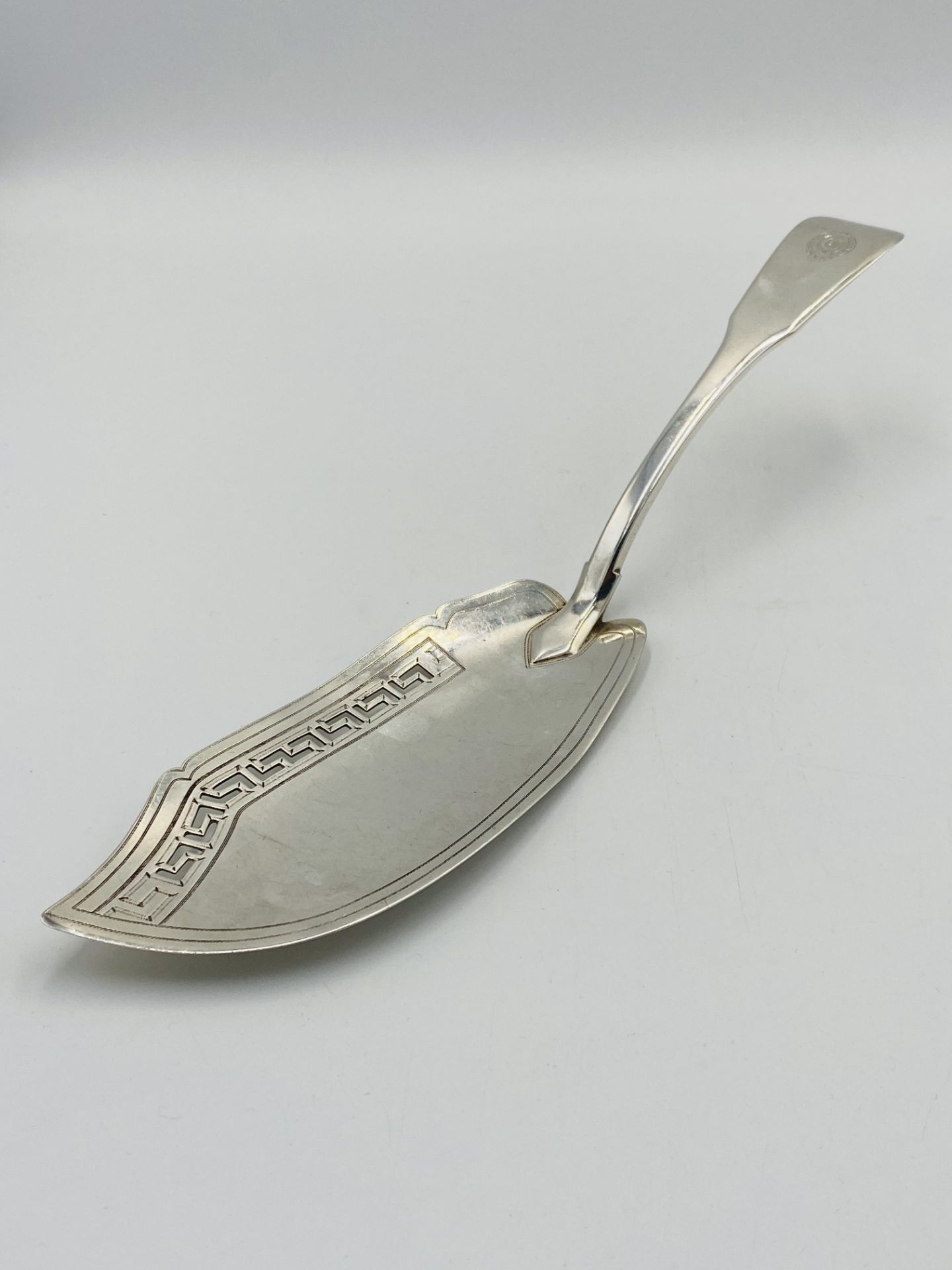 Georgian silver fish slice, London 1807 - Image 3 of 7