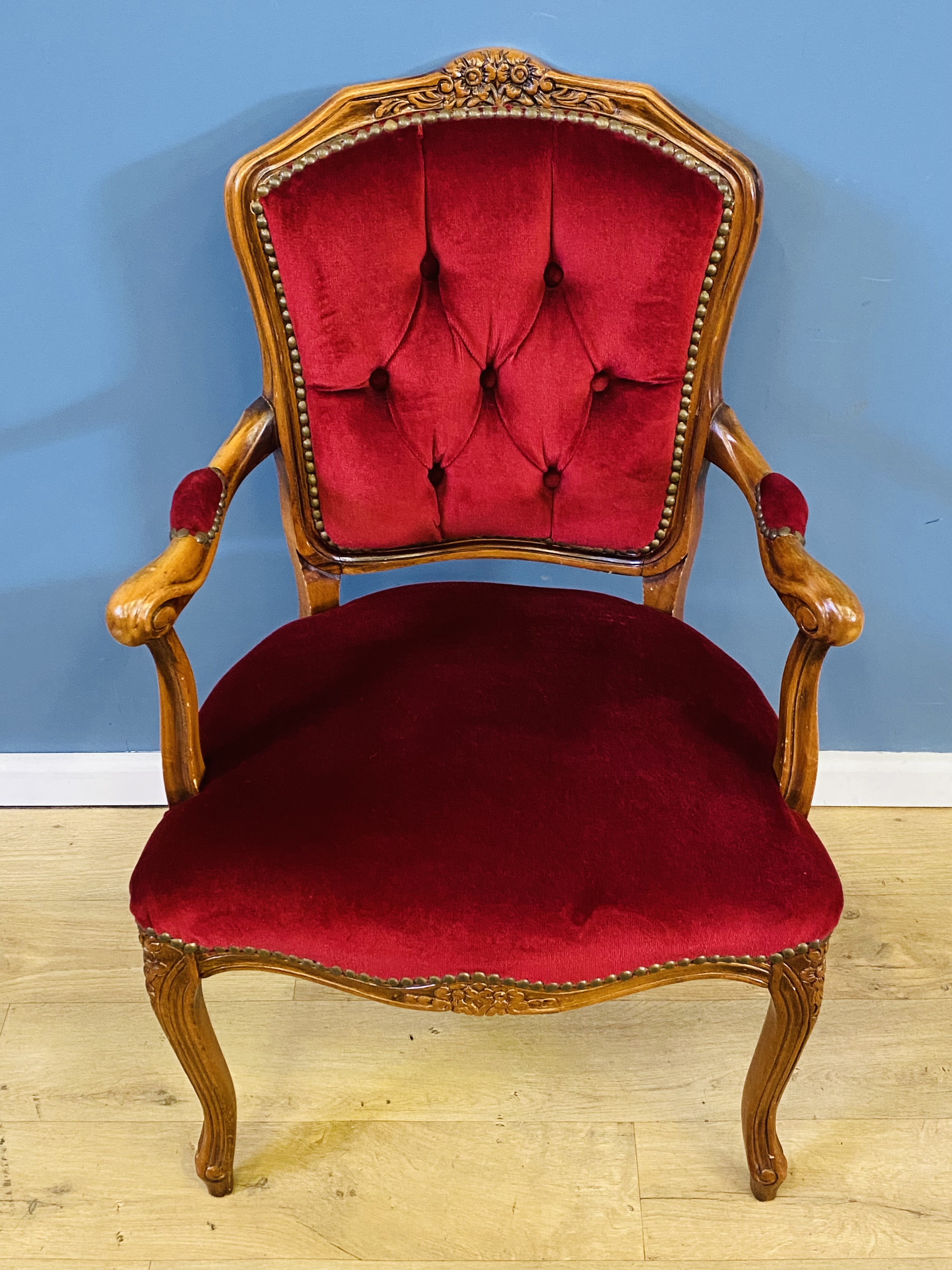 Pair of French style button back elbow chairs - Image 5 of 6
