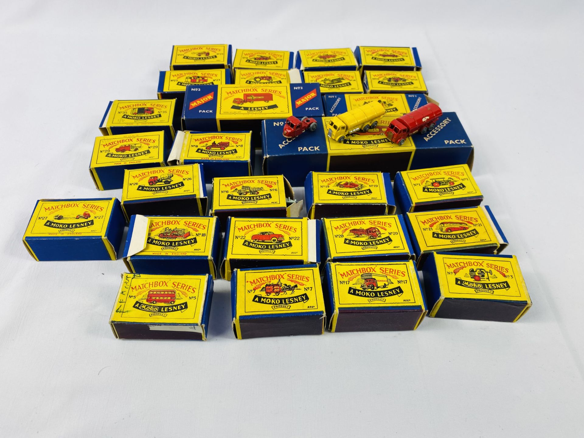Quantity of boxed Matchbox Series vehicles - Image 3 of 3