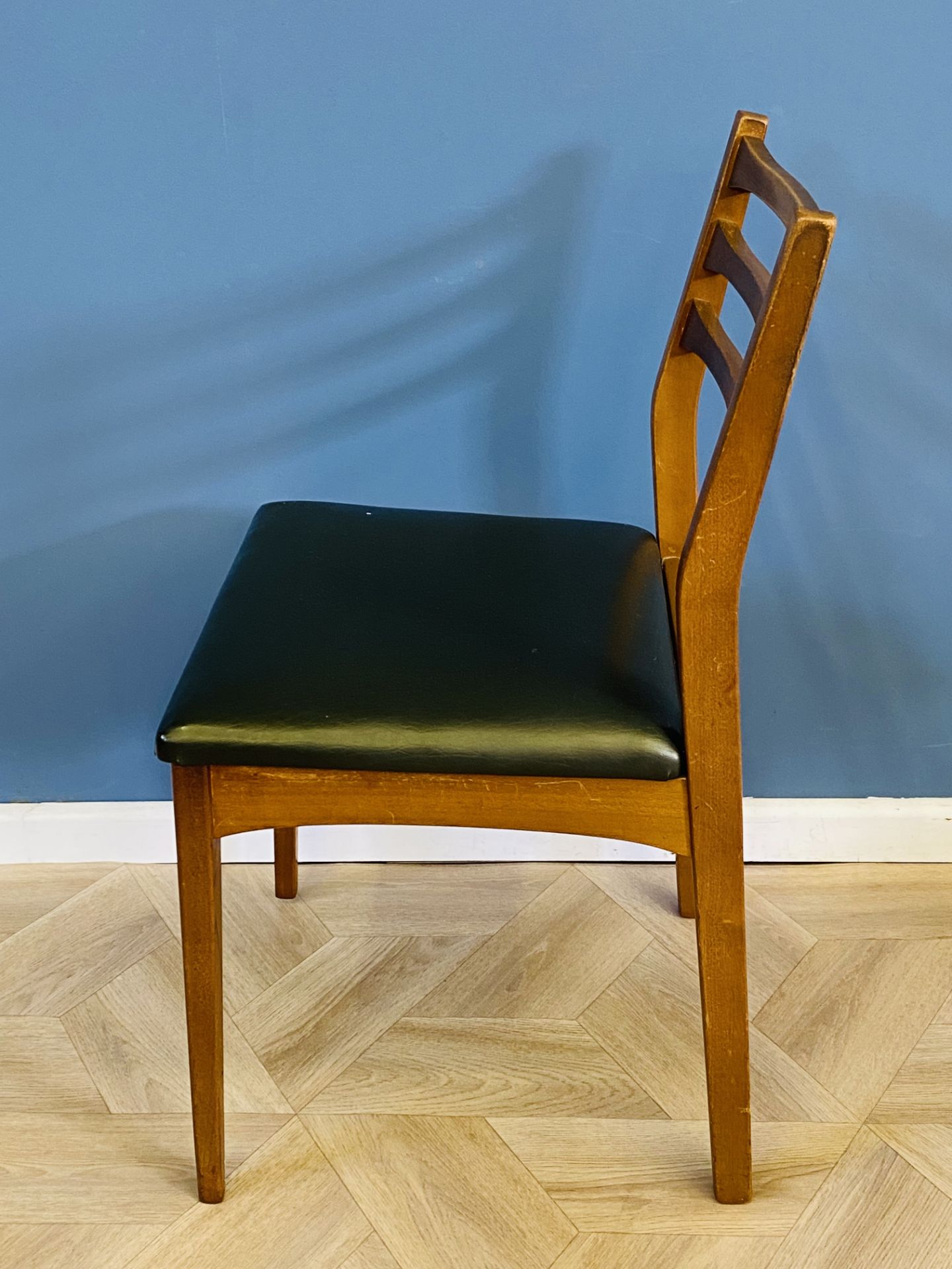Set of four mid century teak dining chairs - Image 4 of 6