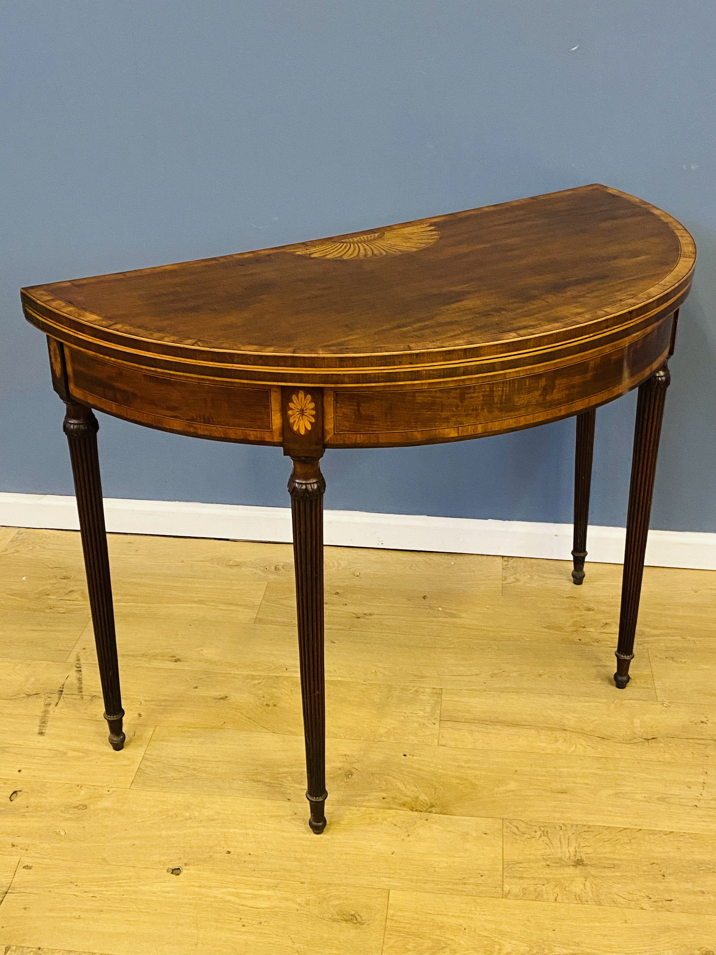 Georgian mahogany demi lune card table - Image 2 of 10