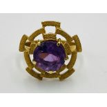 1970's 18ct gold ring with central amethyst stone