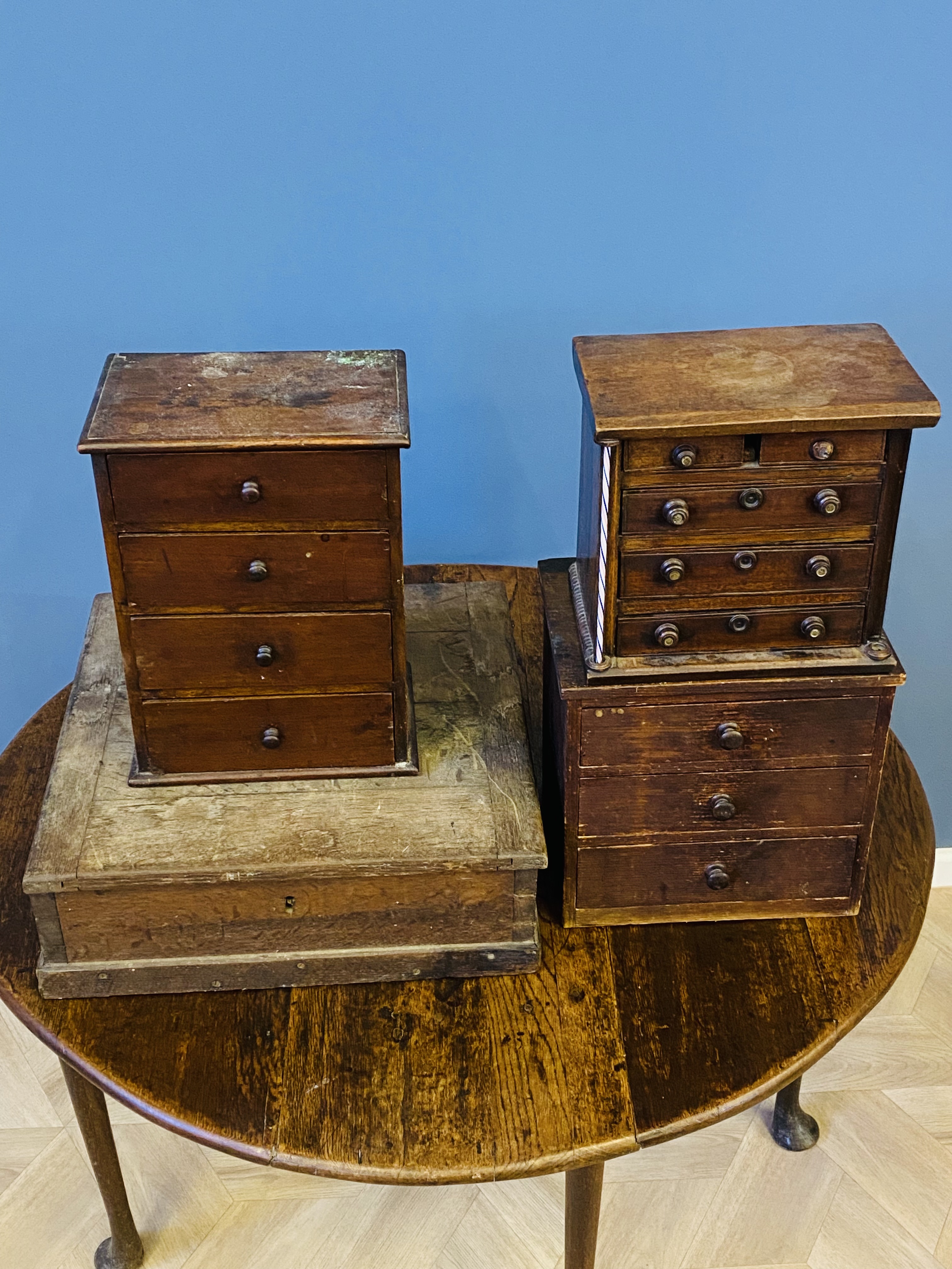 Apprentice chest, two banks of drawers and an oak box - Image 4 of 10