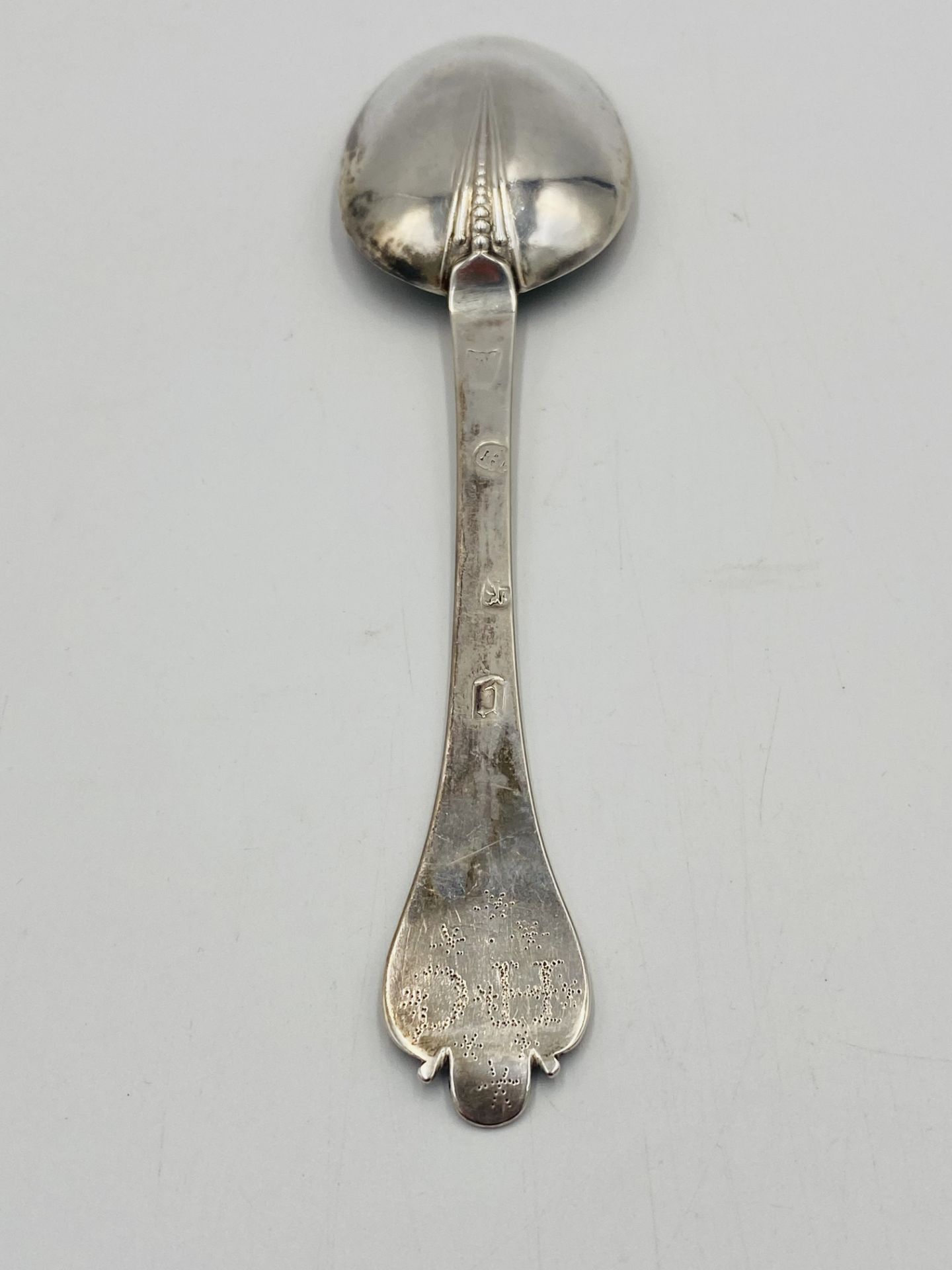 William III silver trefid spoon 1694 - Image 5 of 6