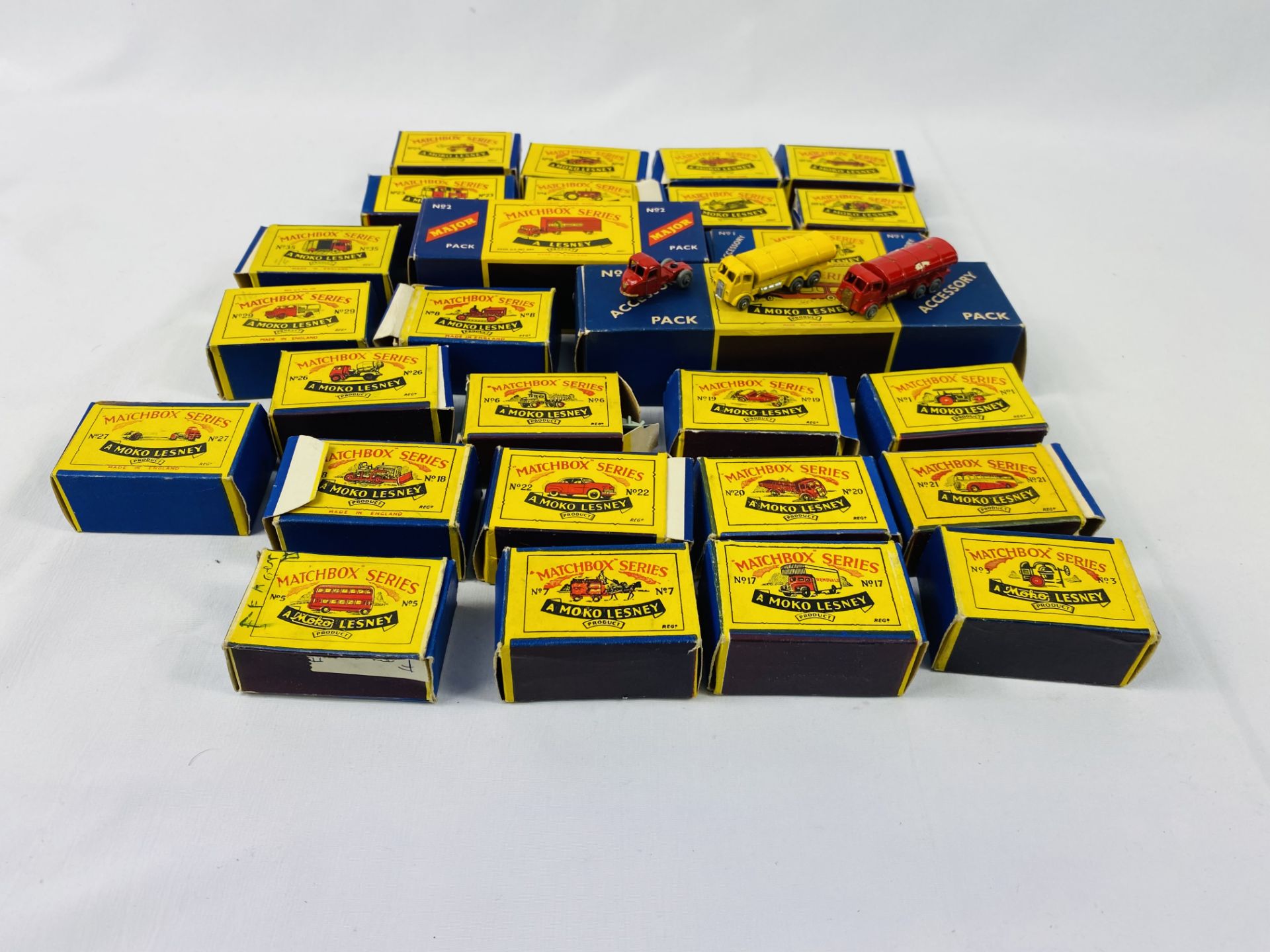 Quantity of boxed Matchbox Series vehicles - Image 2 of 3