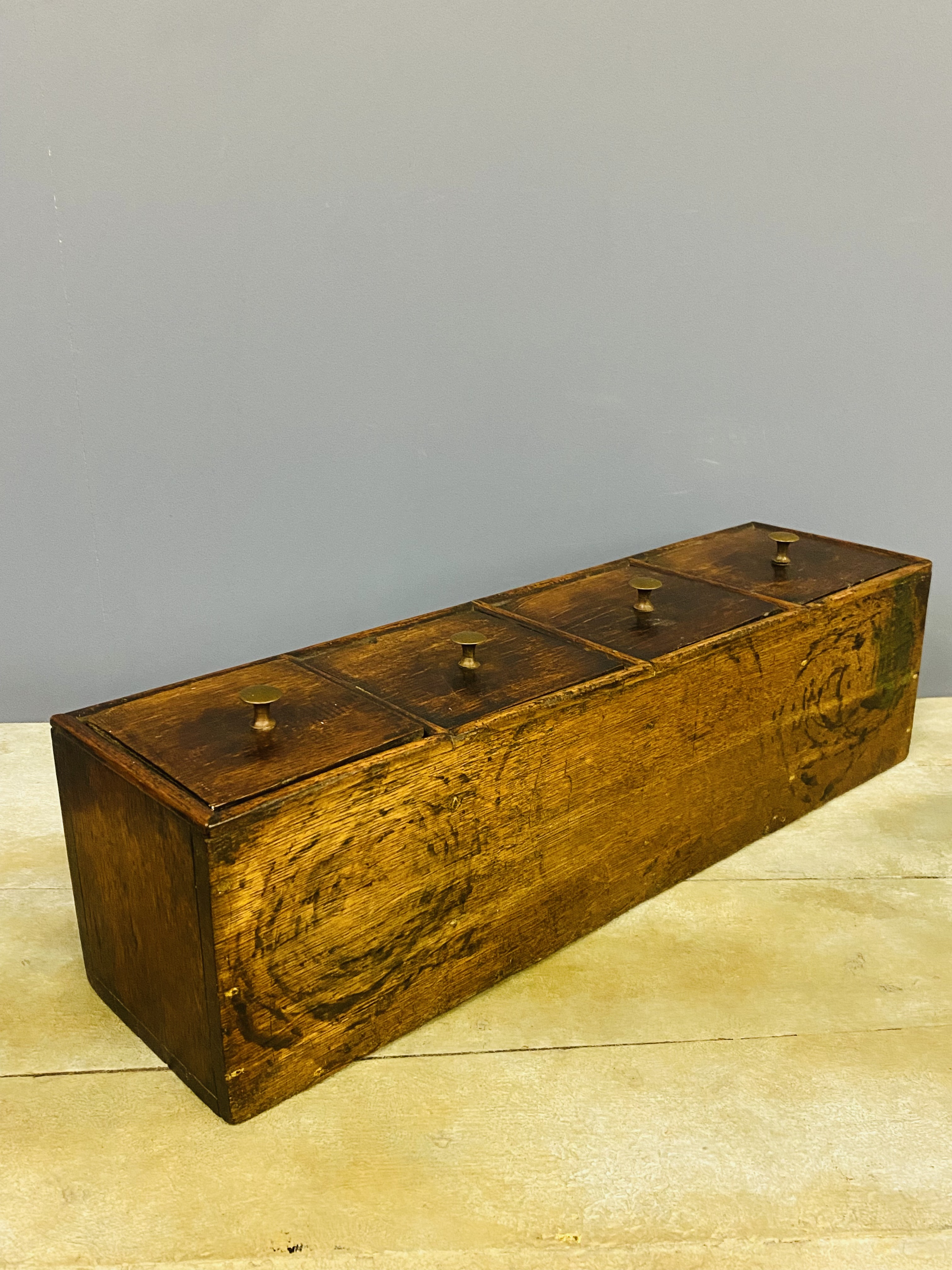 Antique oak bank of spice drawers - Image 3 of 7