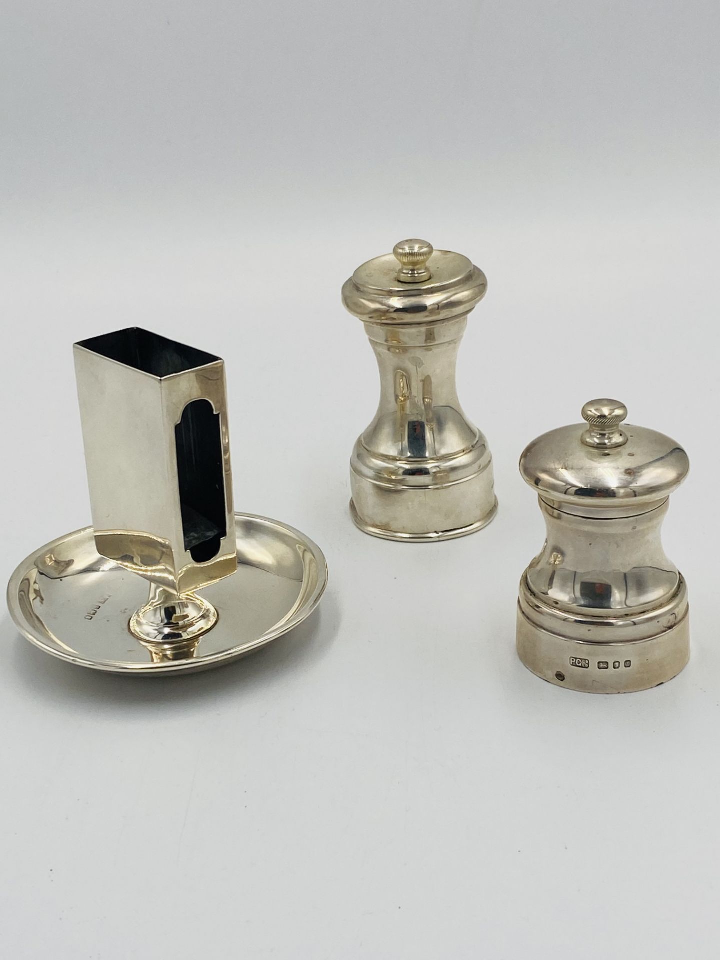 Two silver pepper grinders together with a silver matchbox holder - Image 3 of 8