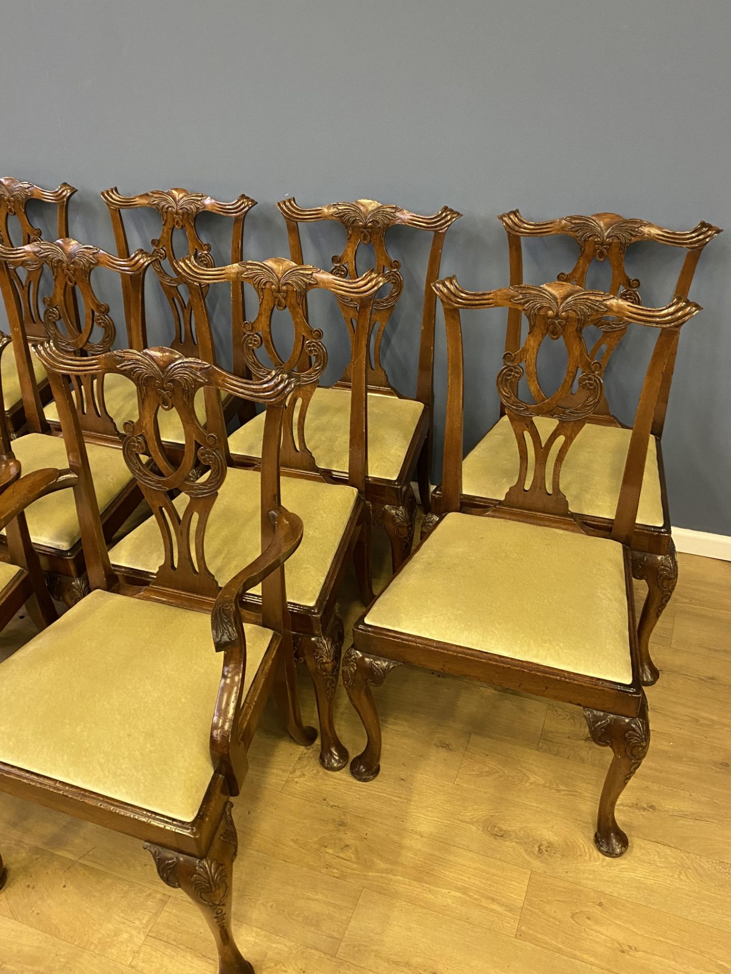 Set of ten 1920's mahogany Chippendale style dining chairs - Image 4 of 13