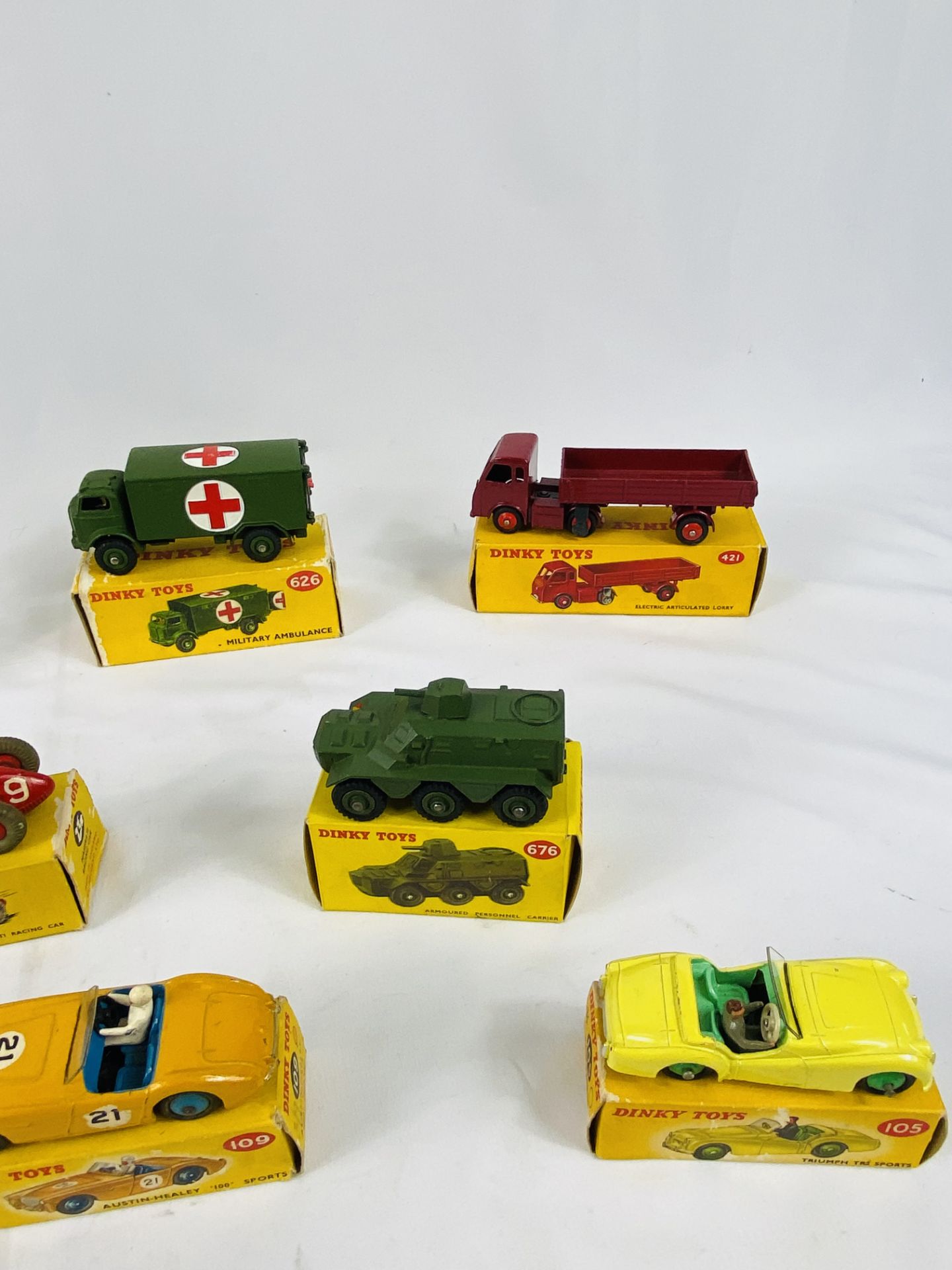 Quantity of boxed Dinky model vehicles - Image 6 of 6