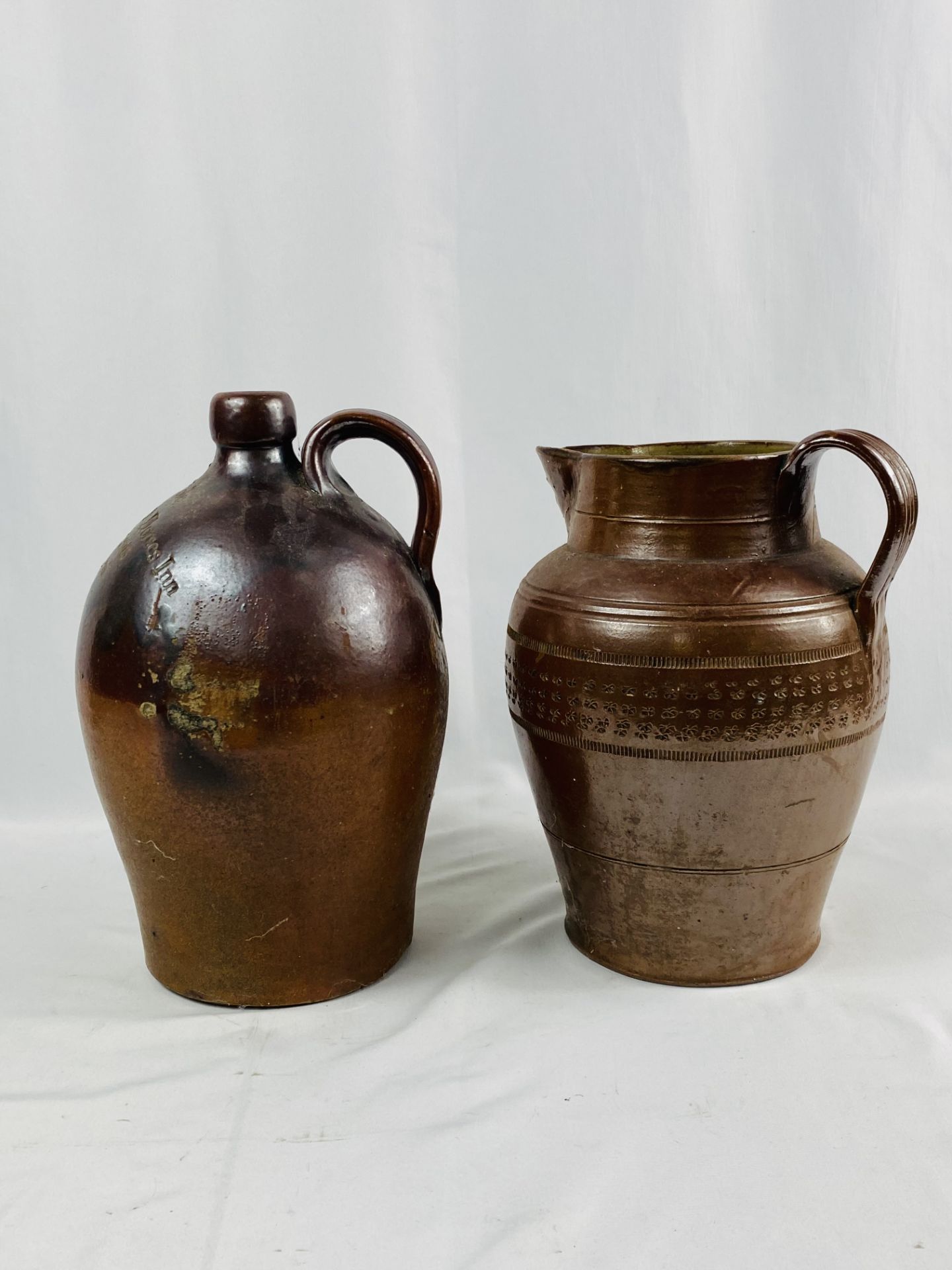 A stoneware jug and flagon - Image 3 of 6