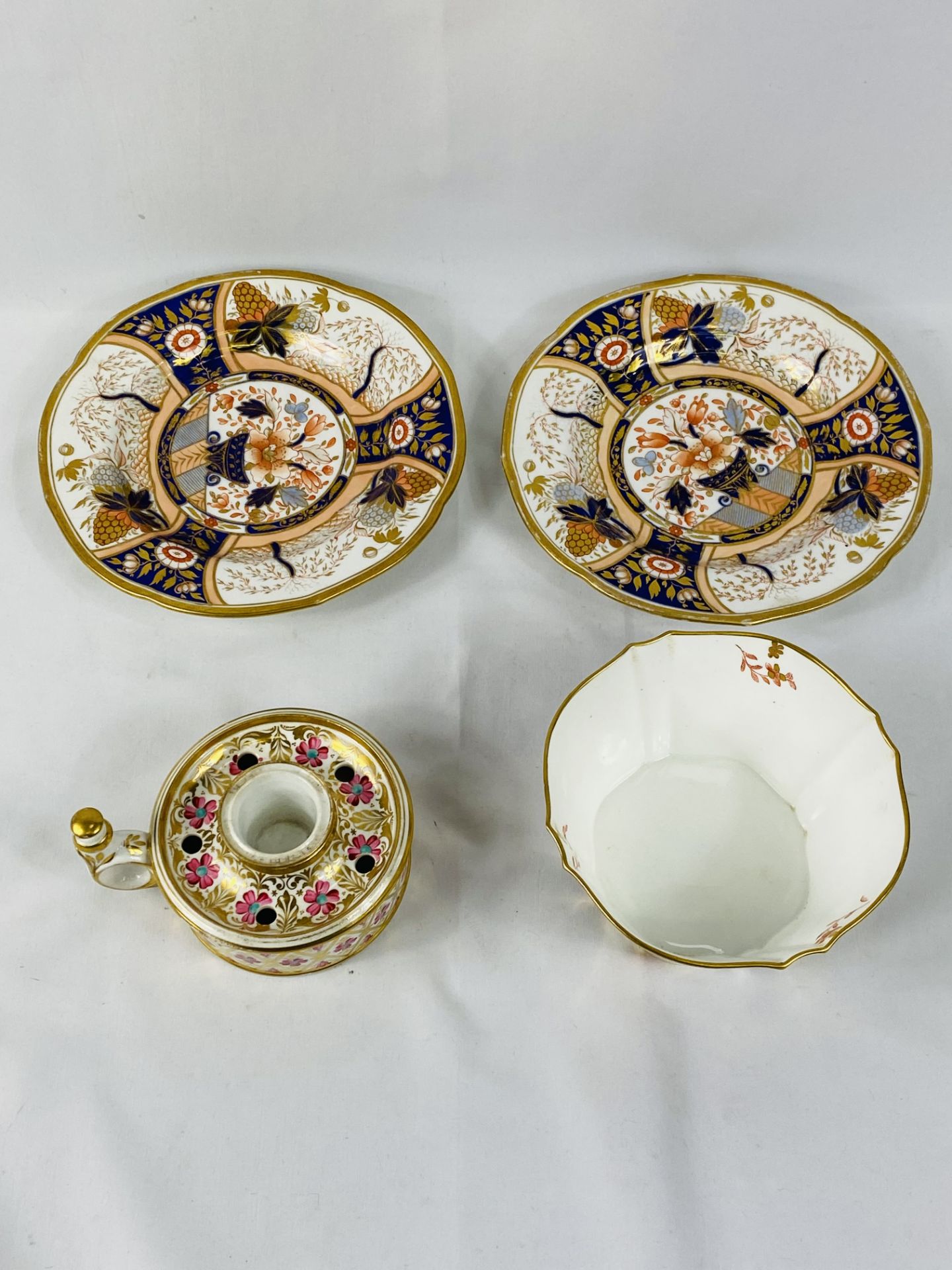 Crown Derby inkwell, two cabinet plates and bowls - Image 7 of 7