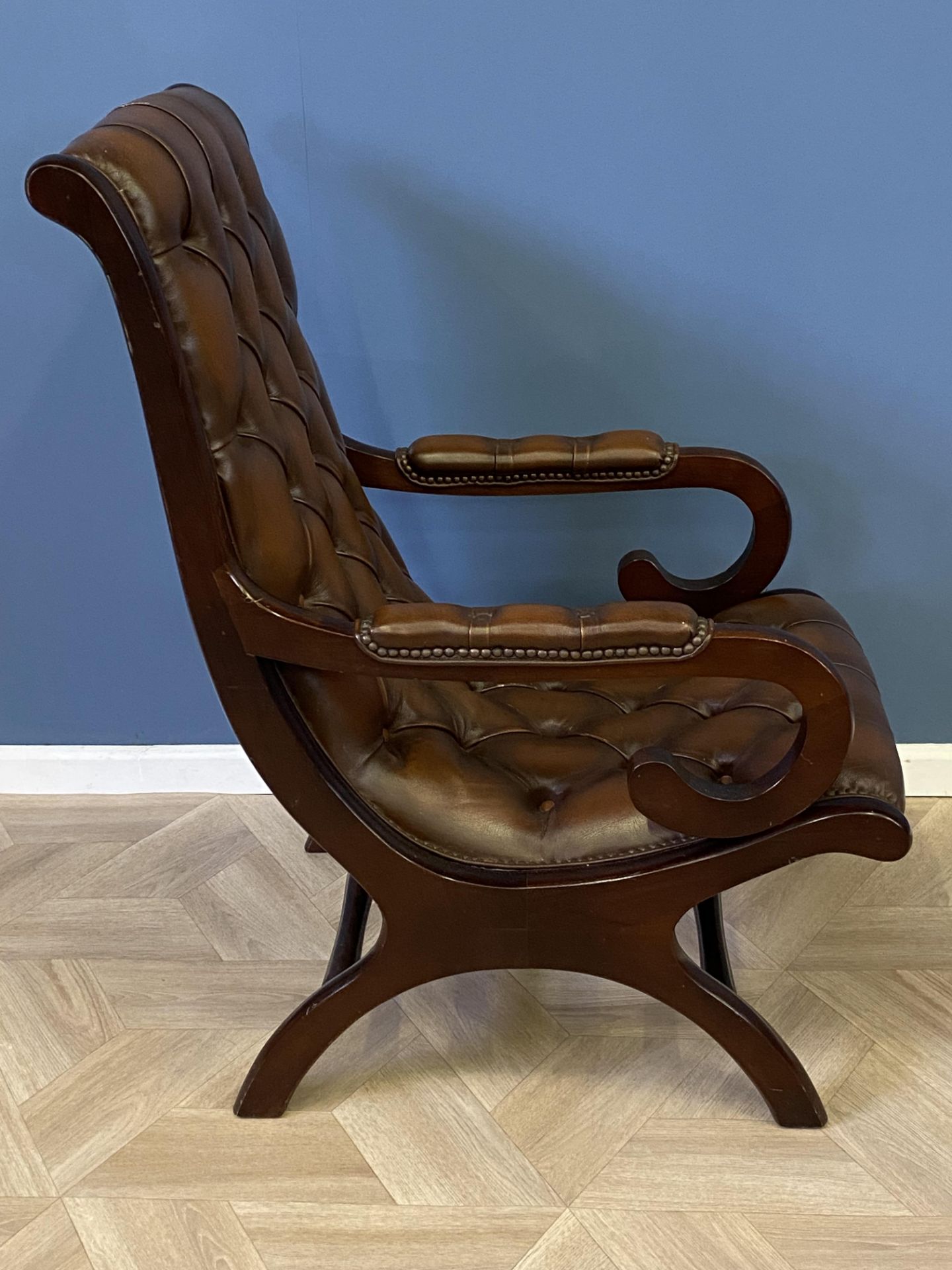Mahogany framed leather button back armchair - Image 6 of 7