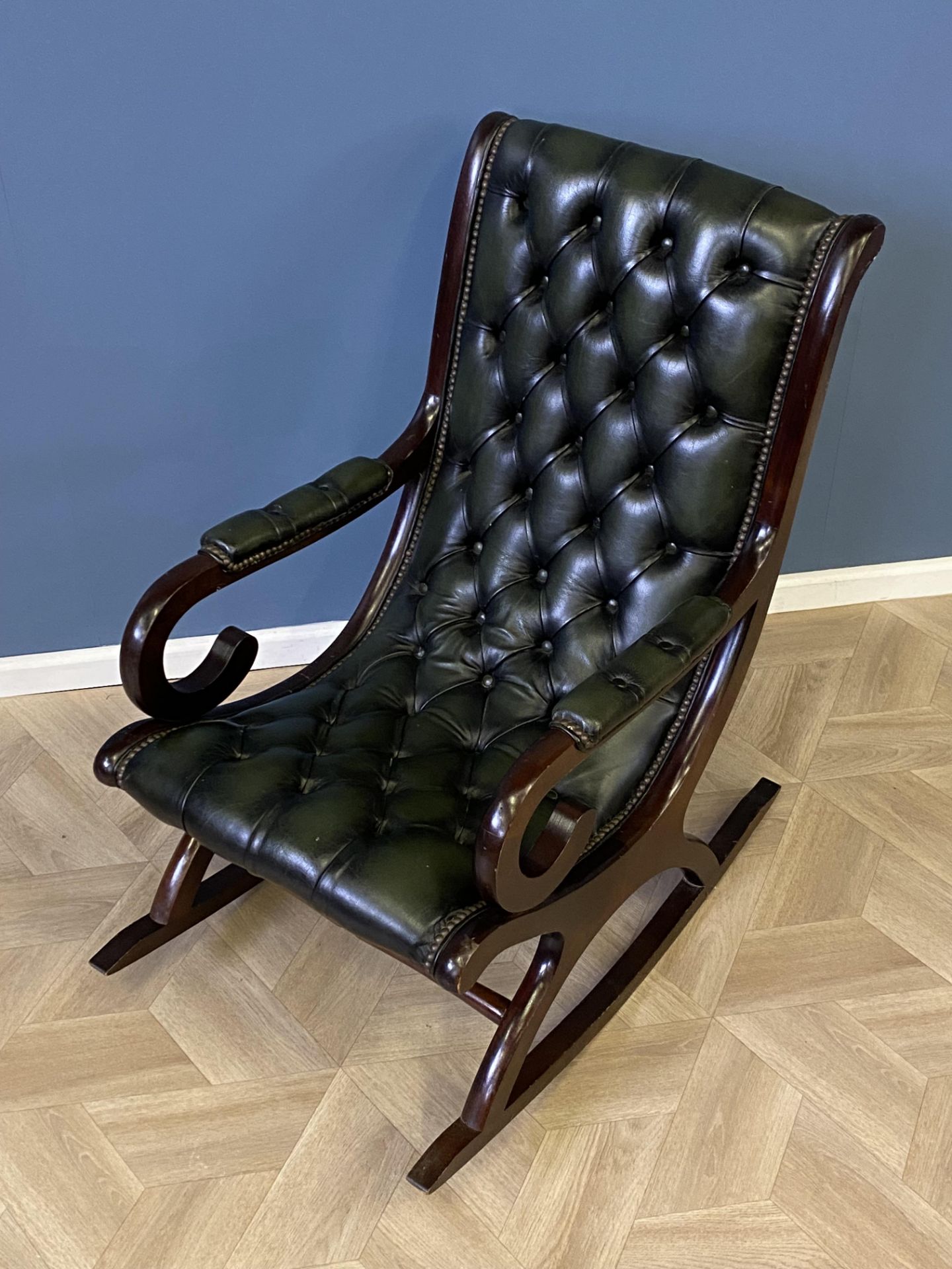 Mahogany framed green leather button back rocking chair - Image 2 of 7