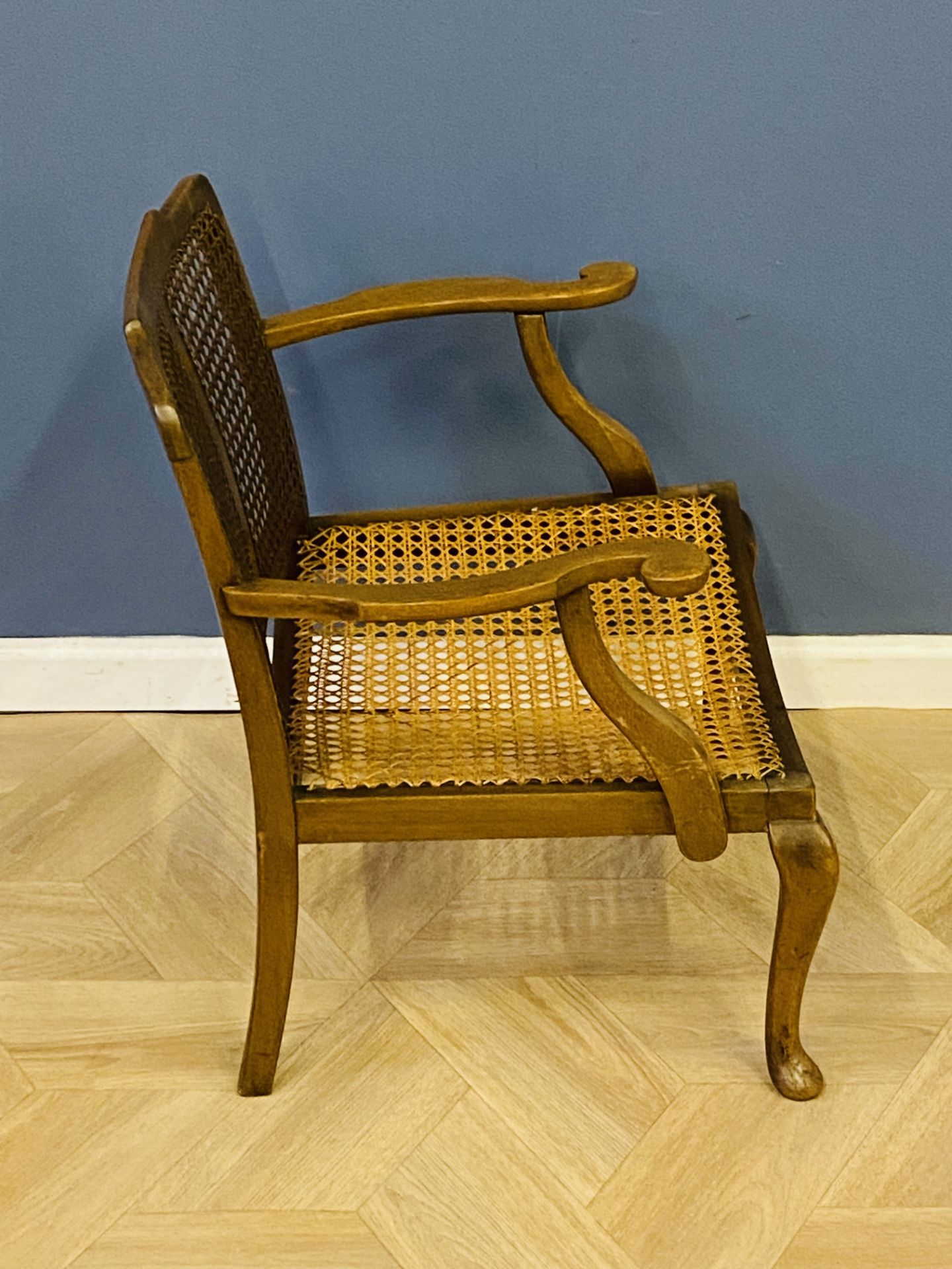 1930's mahogany bergere child's elbow chair - Image 4 of 5