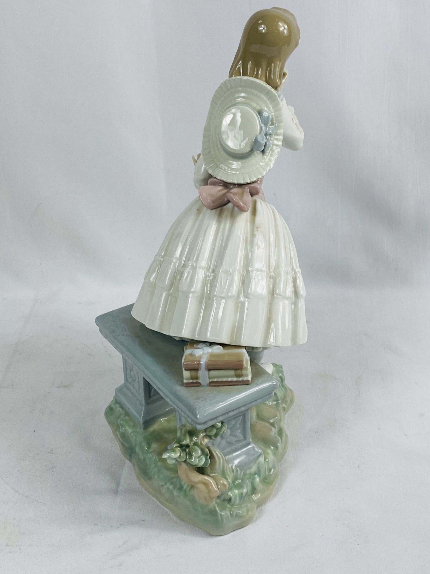 Two Lladro figurines - Image 8 of 9