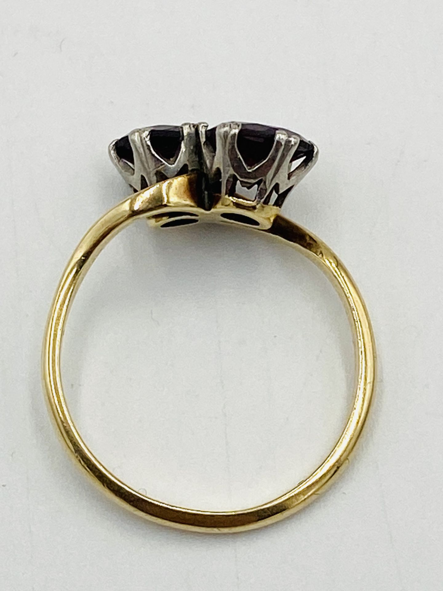9ct gold twist ring - Image 4 of 4