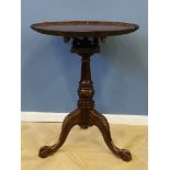 Chippendale style mahogany tripod occasional table