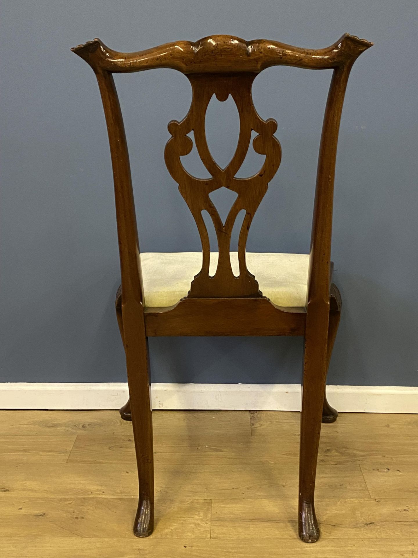 Set of ten 1920's mahogany Chippendale style dining chairs - Image 11 of 13