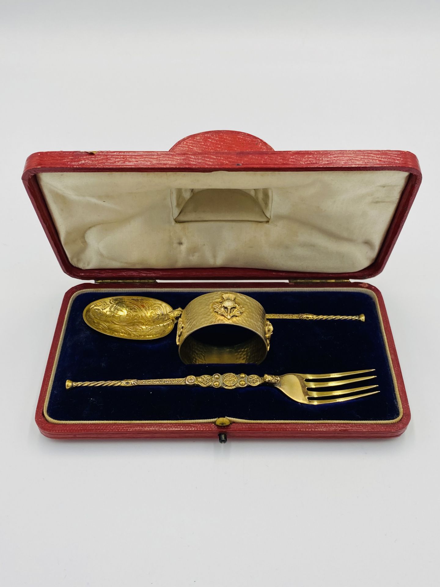 Silver gilt anointing set in box - Image 2 of 7