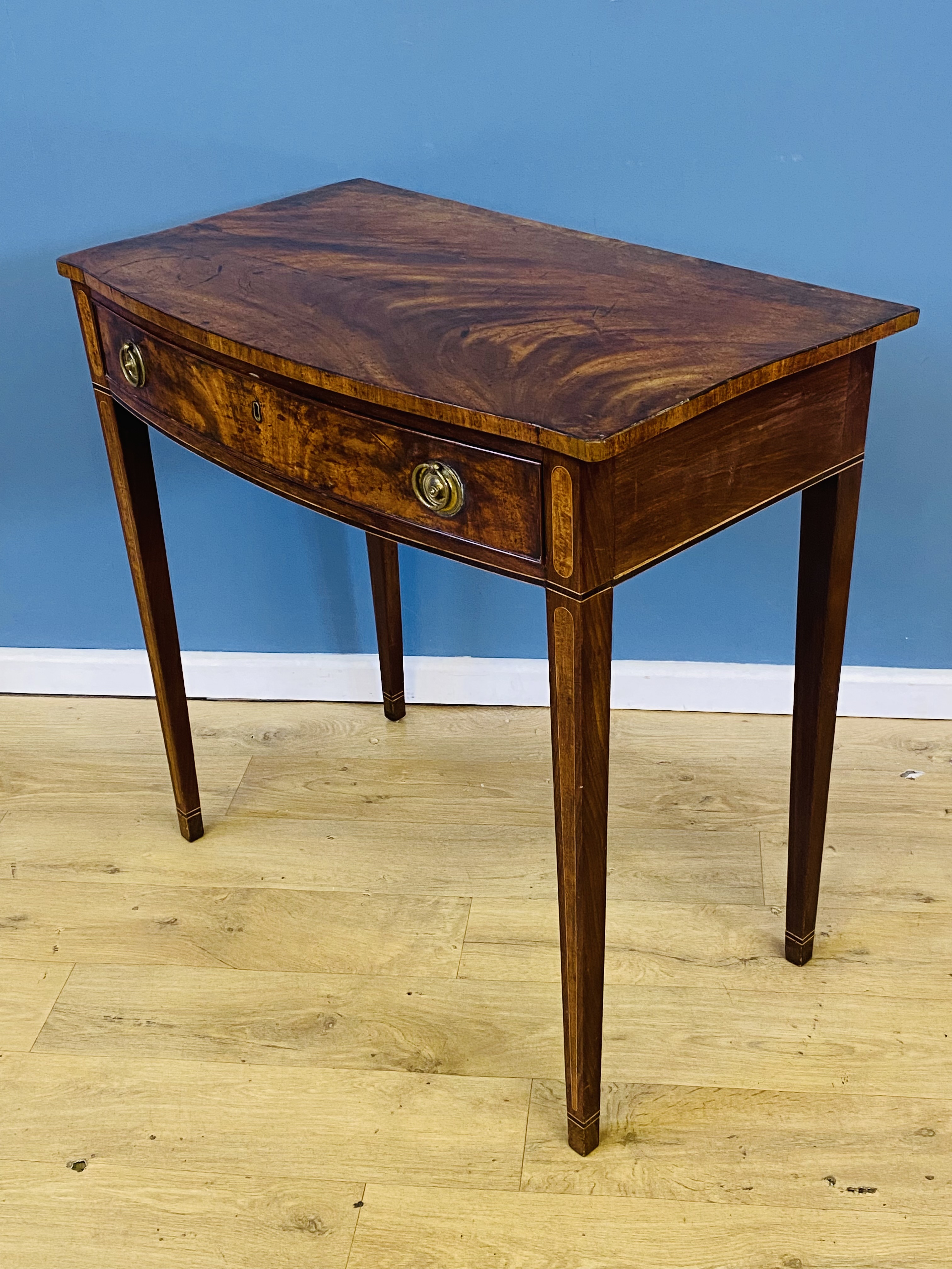 Georgian figured mahogany bow front side table - Image 6 of 7