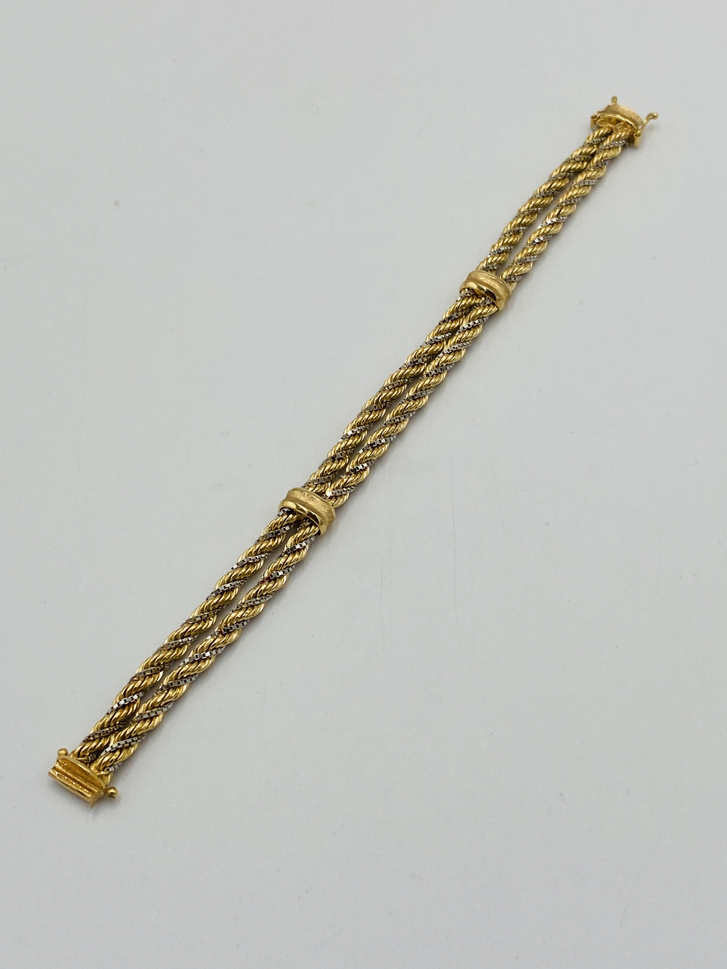 9ct gold and white metal rope twist bracelet - Image 2 of 6