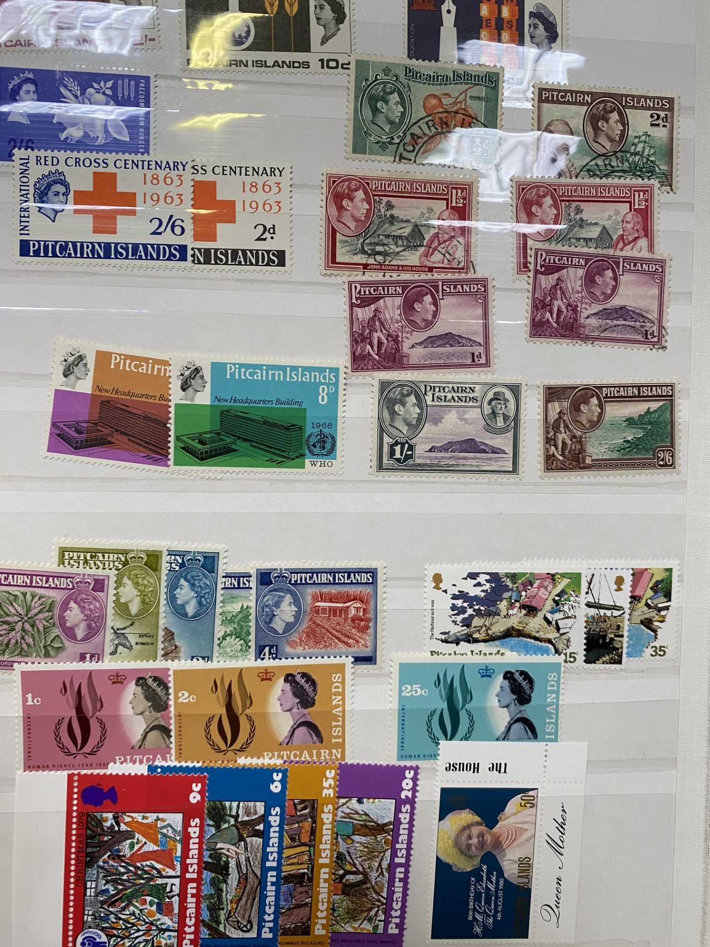 Collection of stamps to include a GB unmarked corner block - Image 4 of 4
