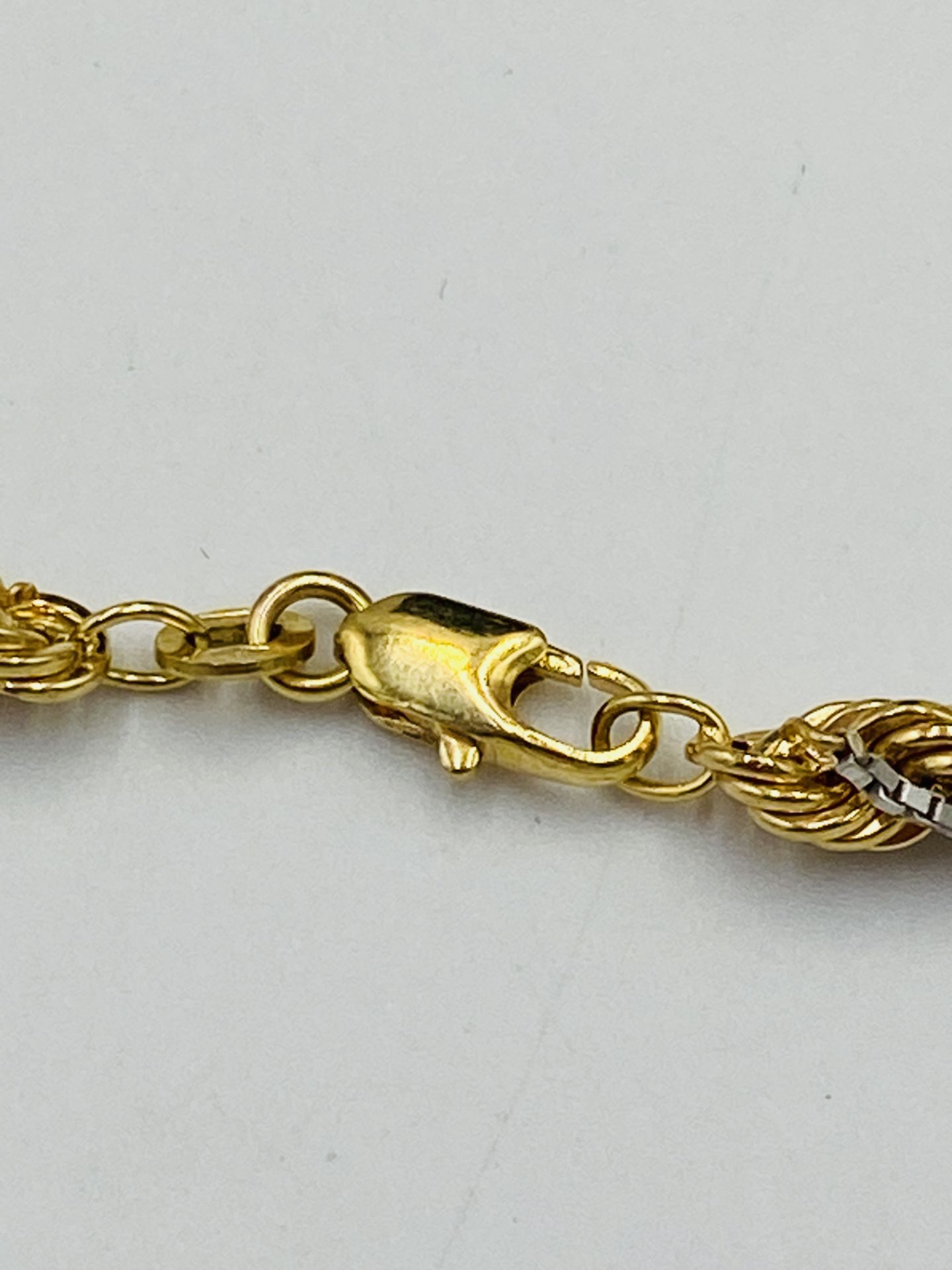 9ct gold and white metal rope twist necklace - Image 3 of 4