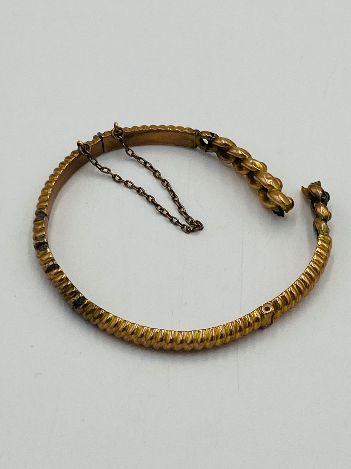 9ct gold bracelet with 9ct gold ring - Image 4 of 6