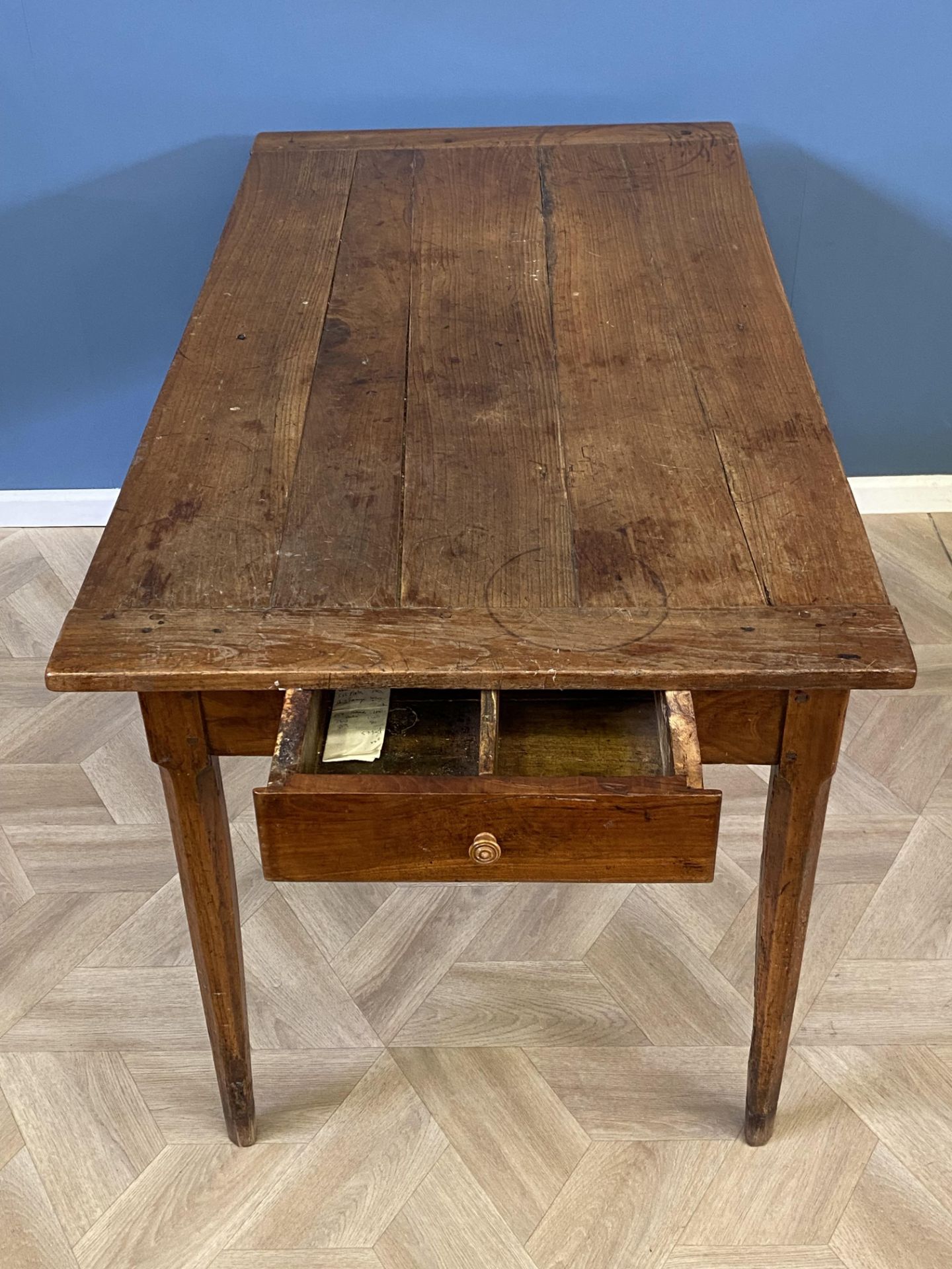 Early 19th century French fruitwood farmhouse table - Image 3 of 6