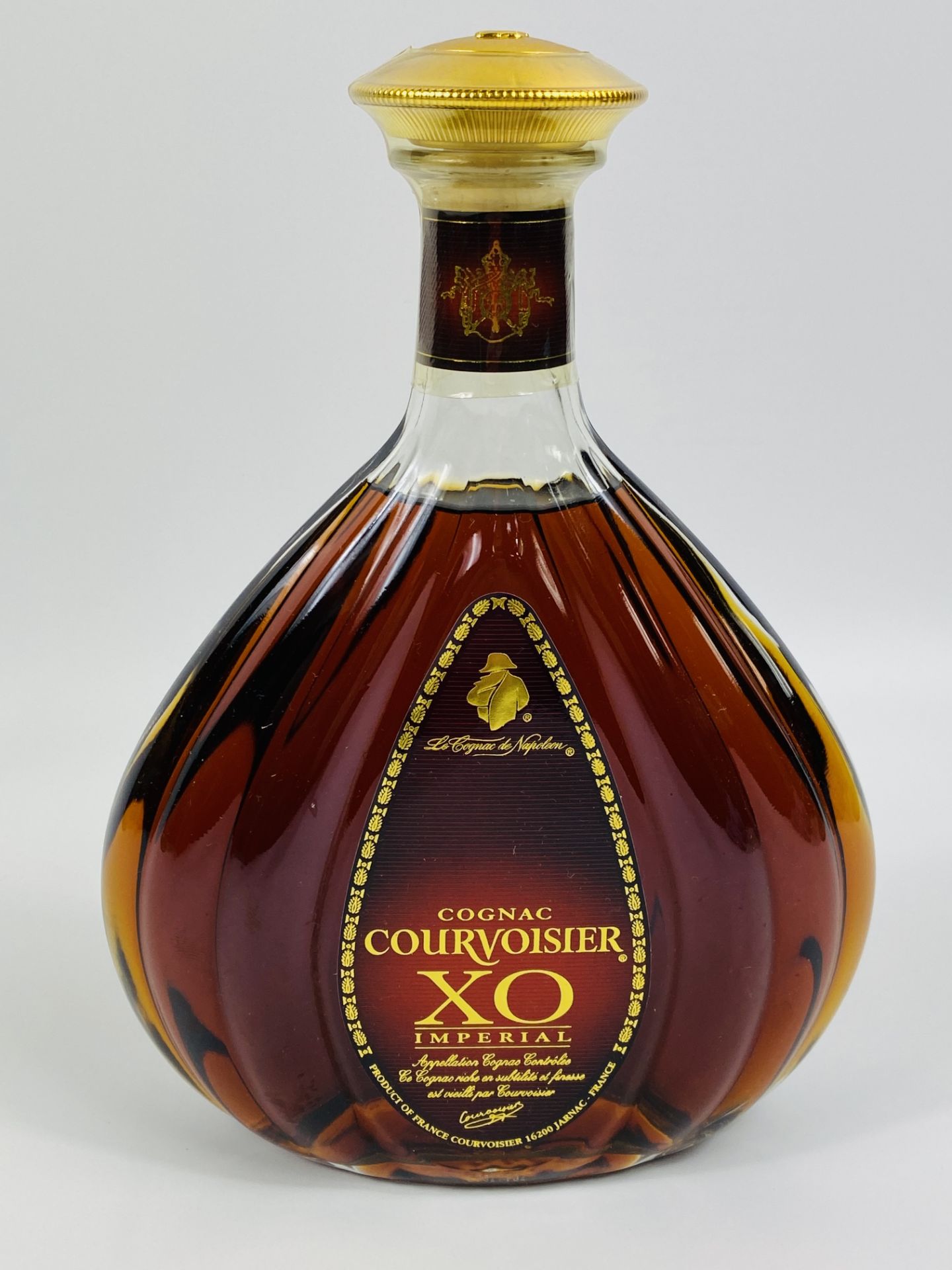 70cl bottle of Cognac Courvoisier XO Imperial in presentation box - Bild 2 aus 4