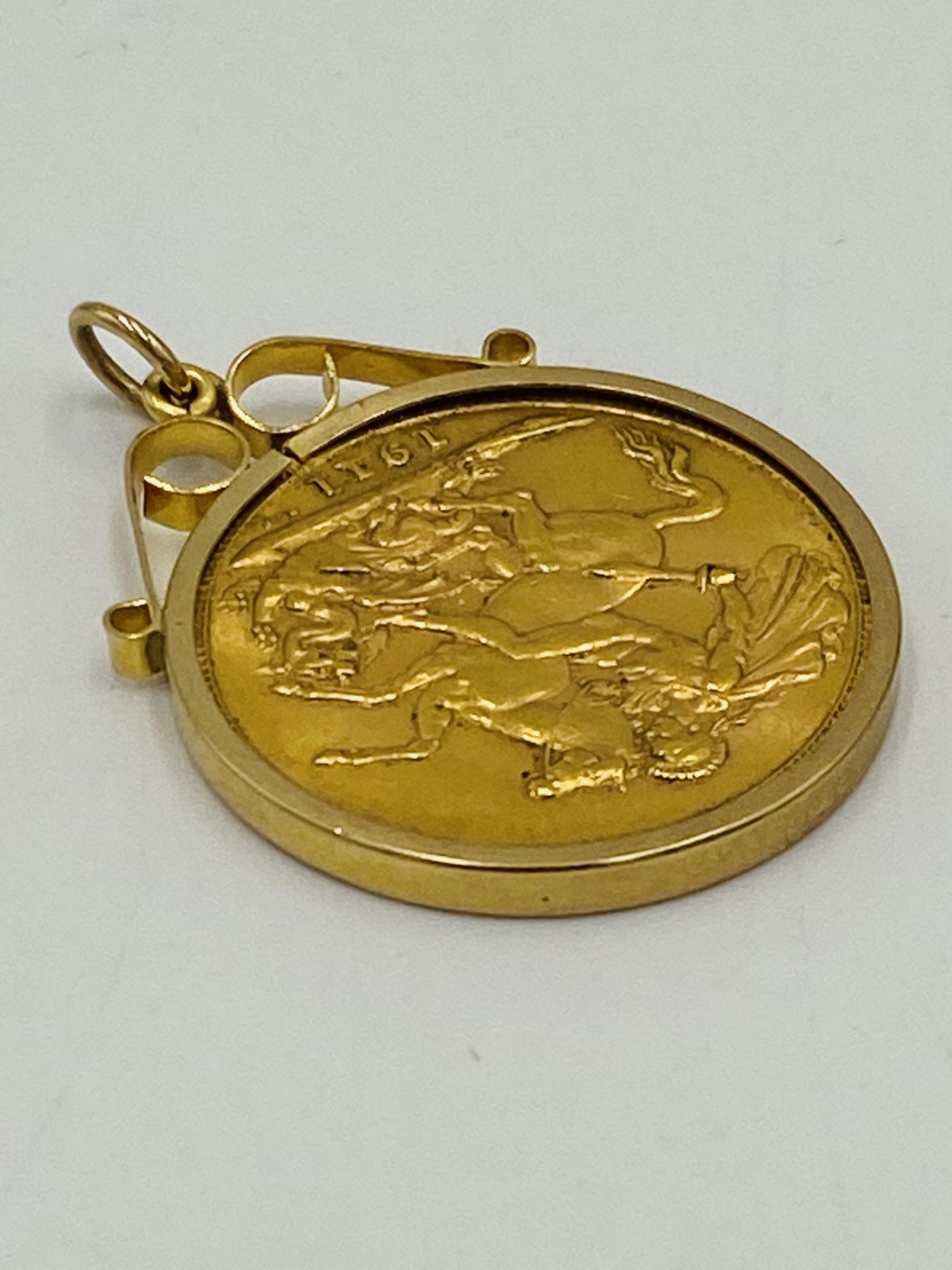 George V gold sovereign, 1911 in 9ct gold mount - Bild 3 aus 4