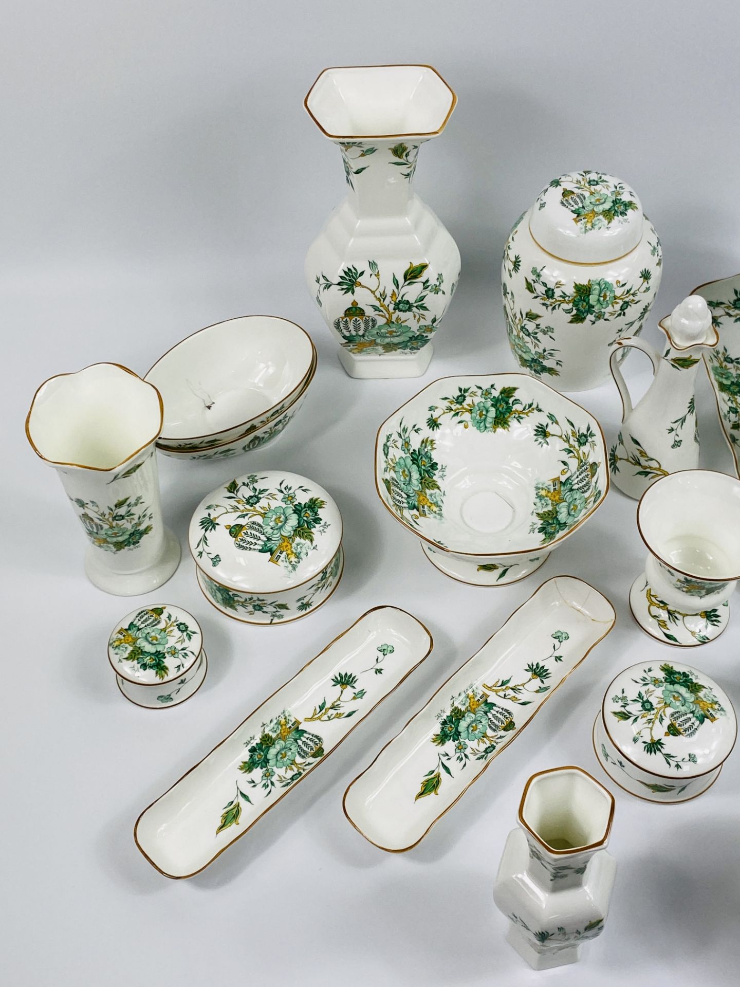 Quantity of Crown Staffordshire Kowloon China - Image 4 of 6