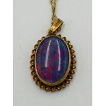 9ct pendant set with an opal