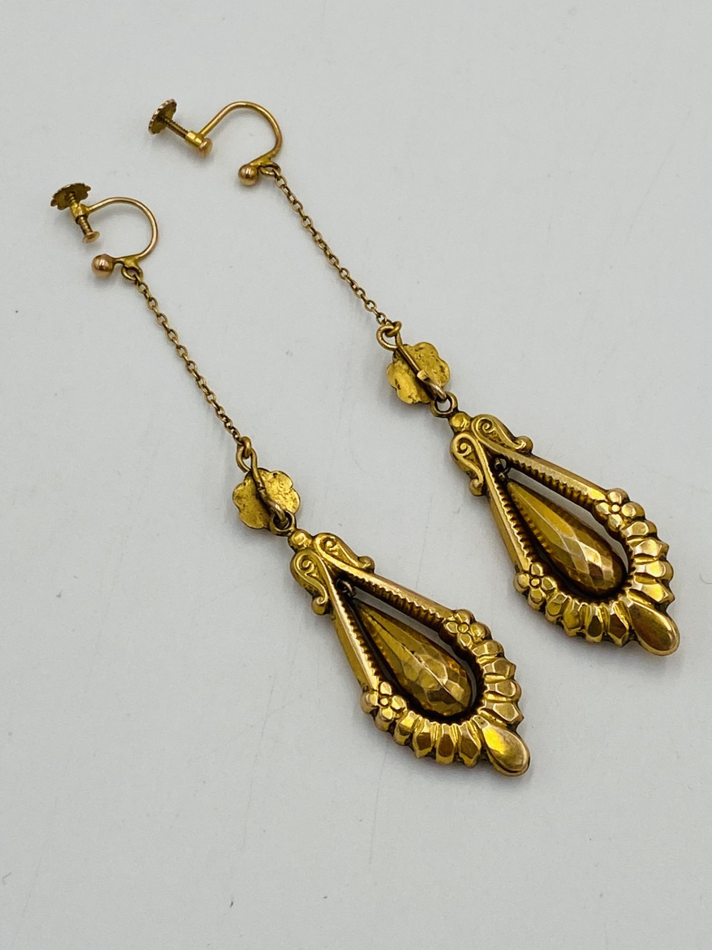 9ct gold drop earrings