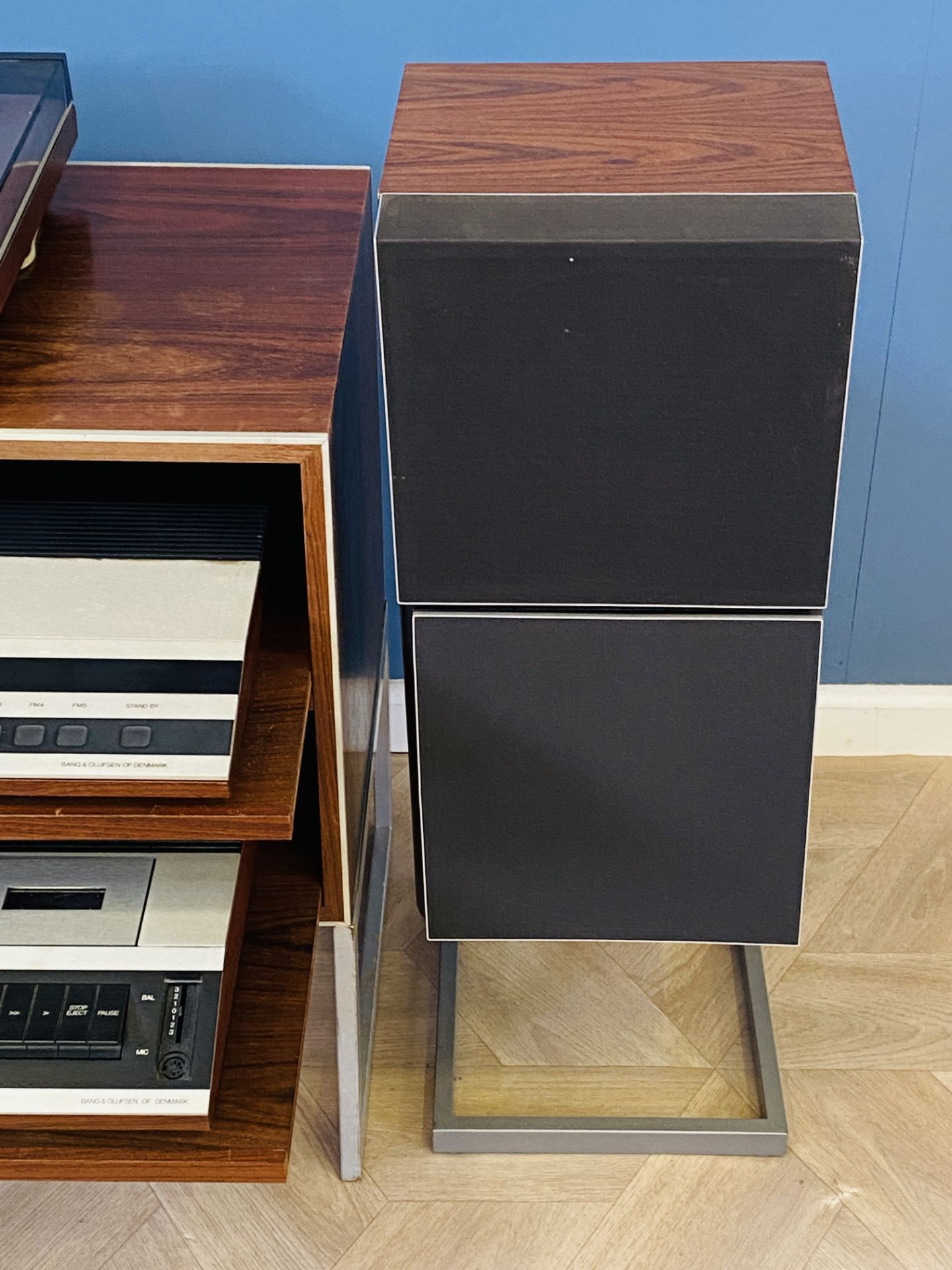 Bang & Olufsen Beomaster 1900-2; Beocord 2400, Beogram 2200 on stand; & Beovox S50's - Image 4 of 9