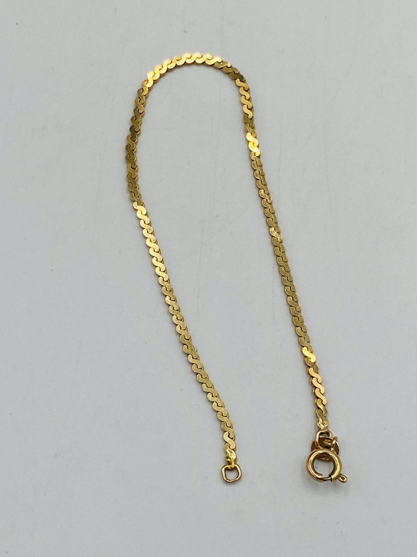 9ct gold bracelet - Image 2 of 3