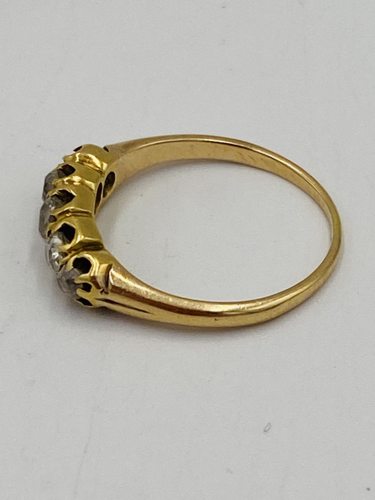 Gold ring set with four diamonds - Image 6 of 6