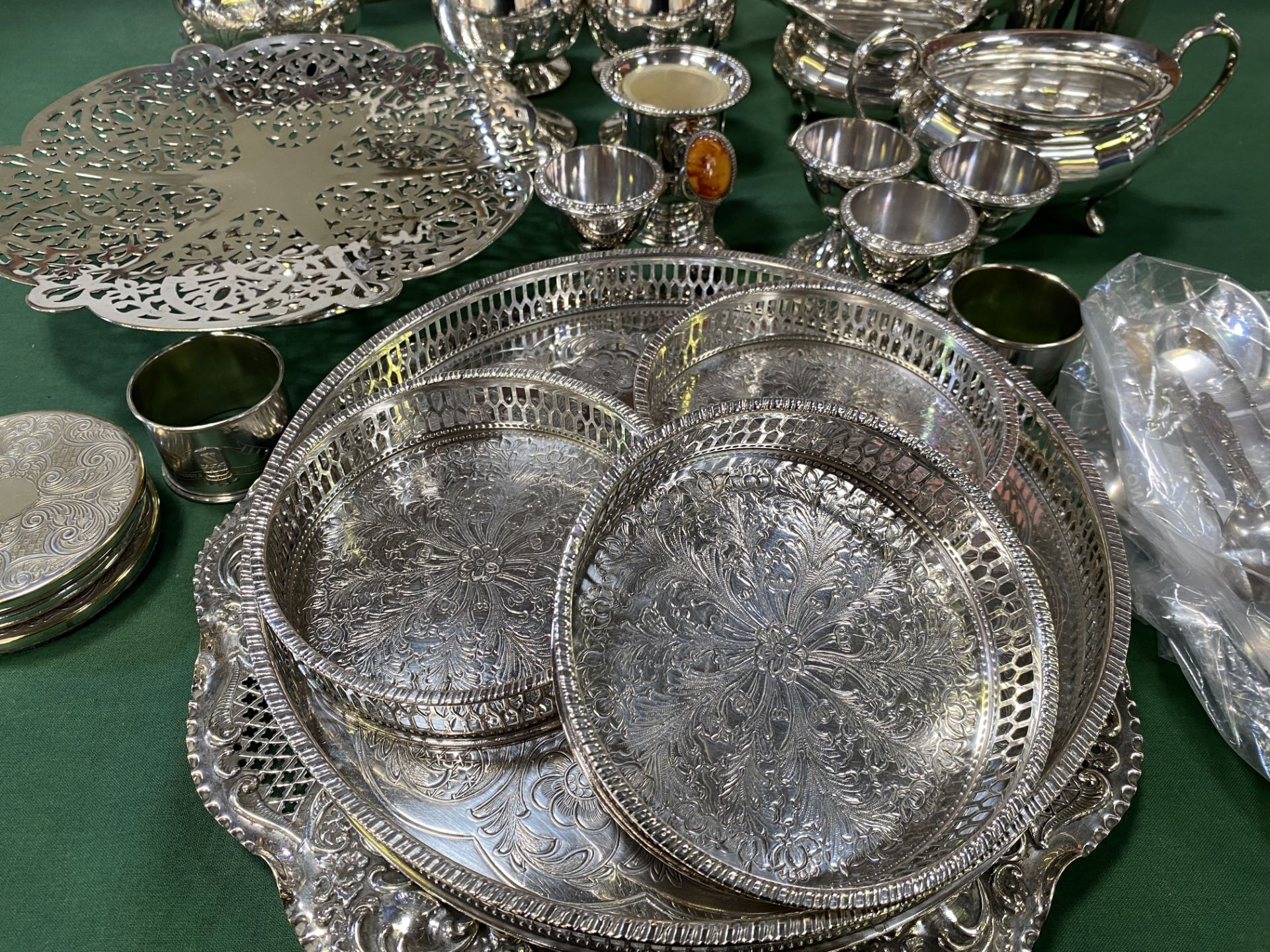 Quantity of silverplate - Image 2 of 4