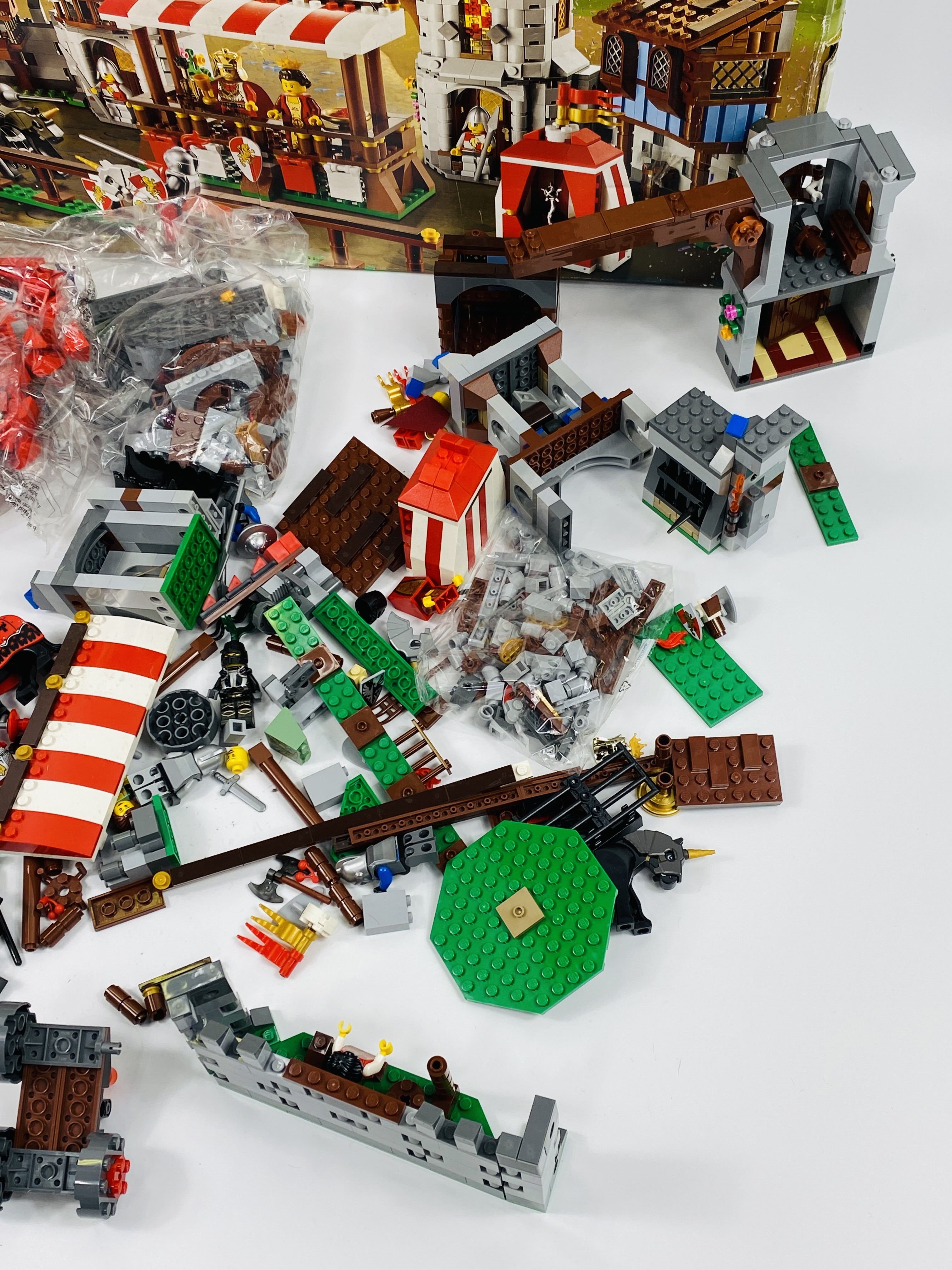 Lego Kingdoms 10113 - Image 2 of 6