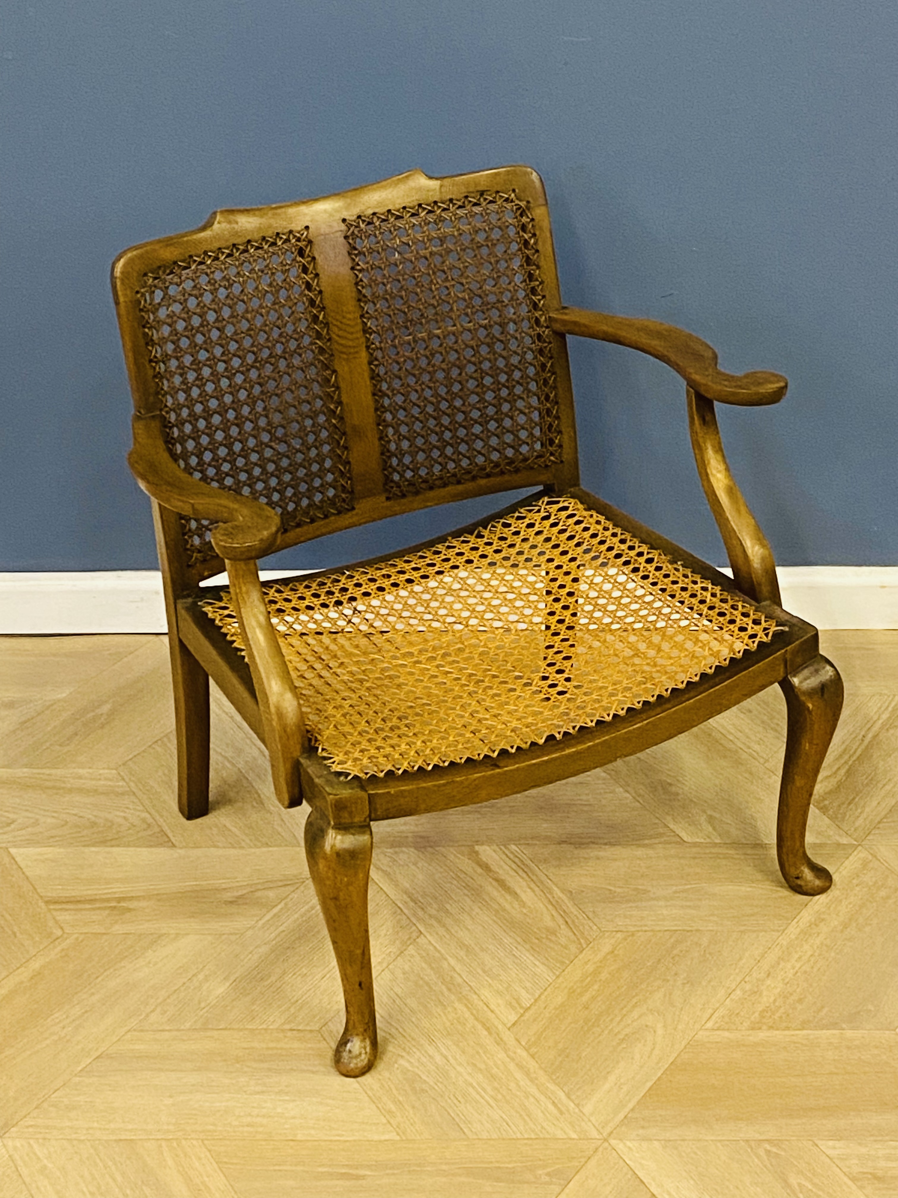 1930's mahogany bergere child's elbow chair - Image 2 of 5