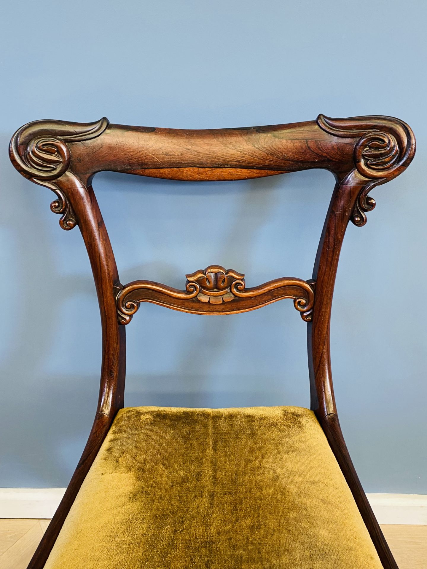 Set of four William IV rosewood dining chairs - Image 4 of 8