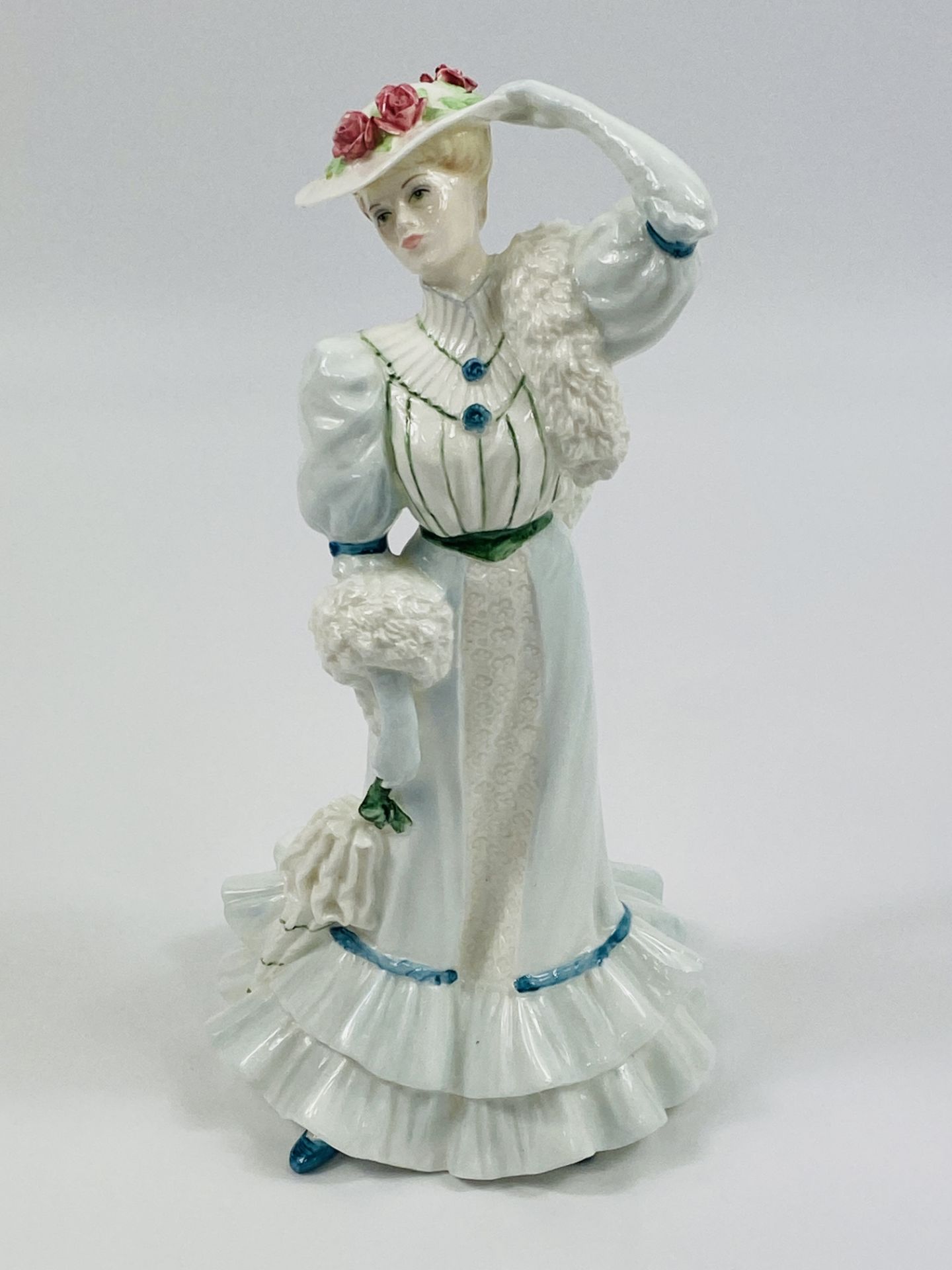 Eleven porcelain figurines - Image 9 of 12