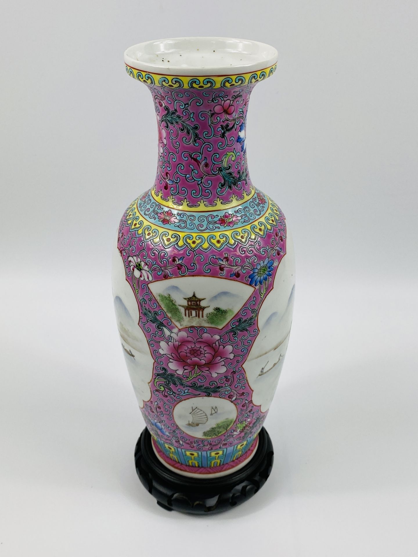 Early 20th century Oriental medallion vase - Image 2 of 3