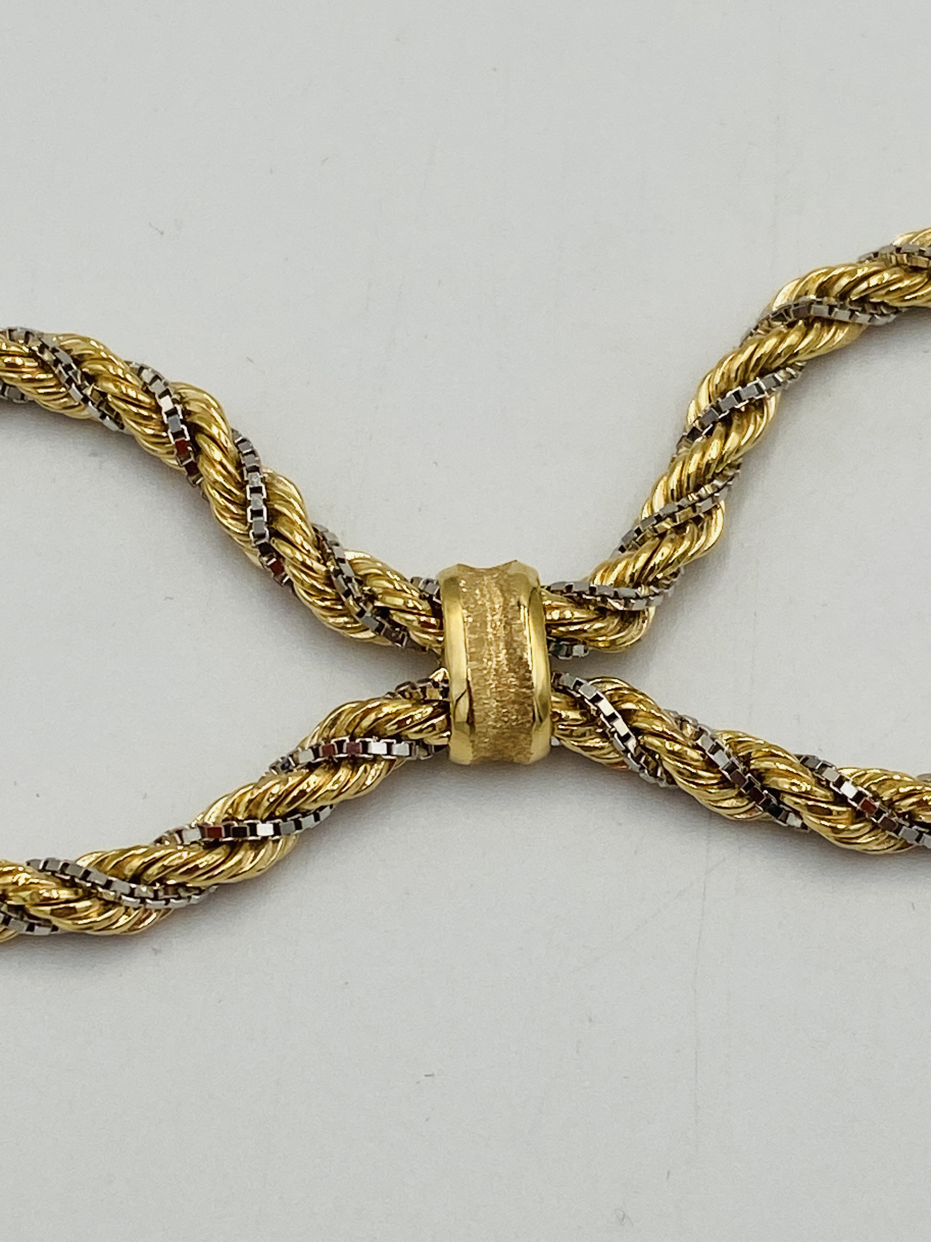 9ct gold and white metal rope twist bracelet - Image 4 of 6