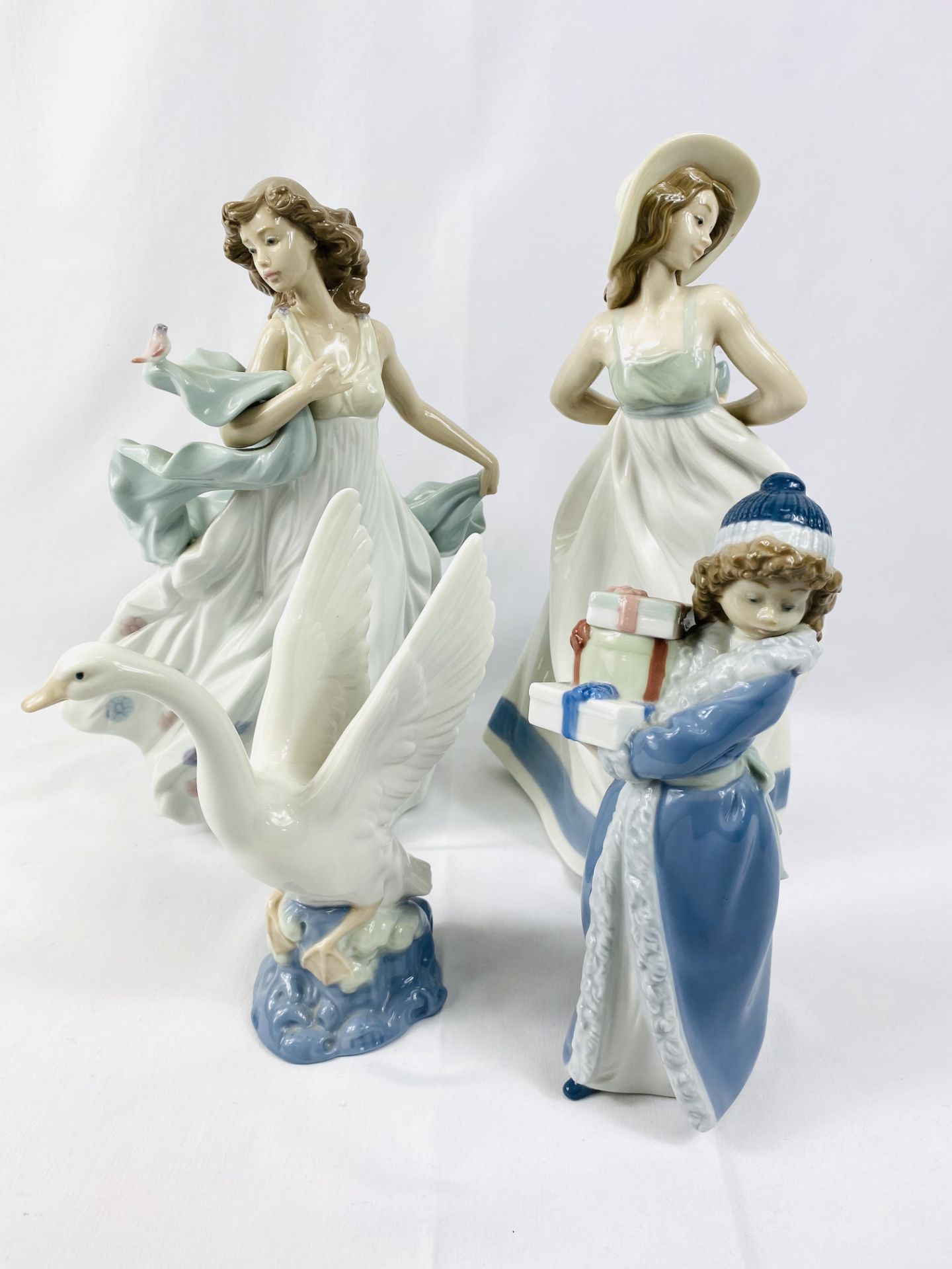 Lladro figurines together with three Nao figurines. - Image 2 of 4