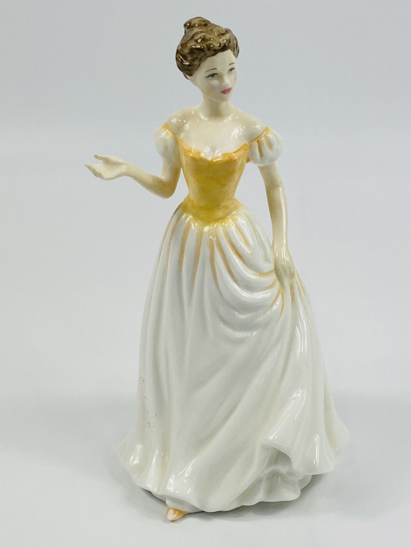 Eleven porcelain figurines - Image 8 of 12