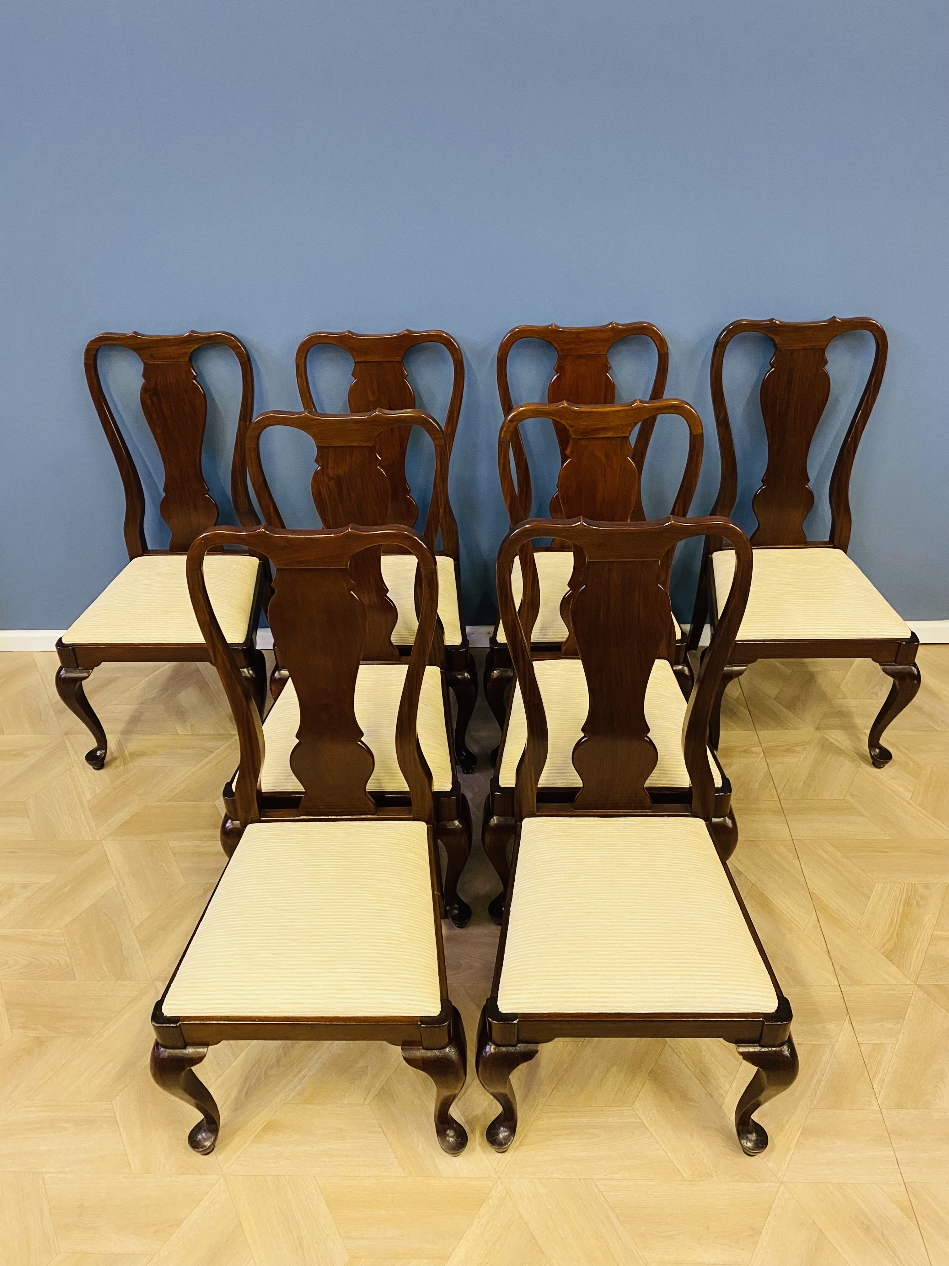 Set of eight Queen Anne style hardwood dining chairs - Image 7 of 7