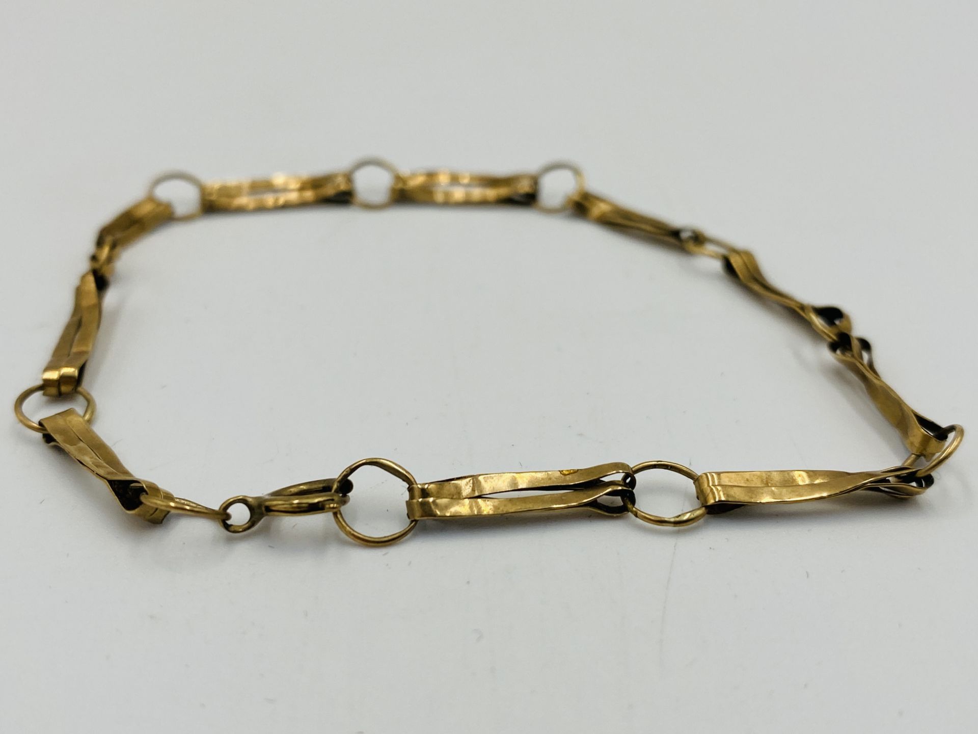 9ct gold bracelet - Image 4 of 4
